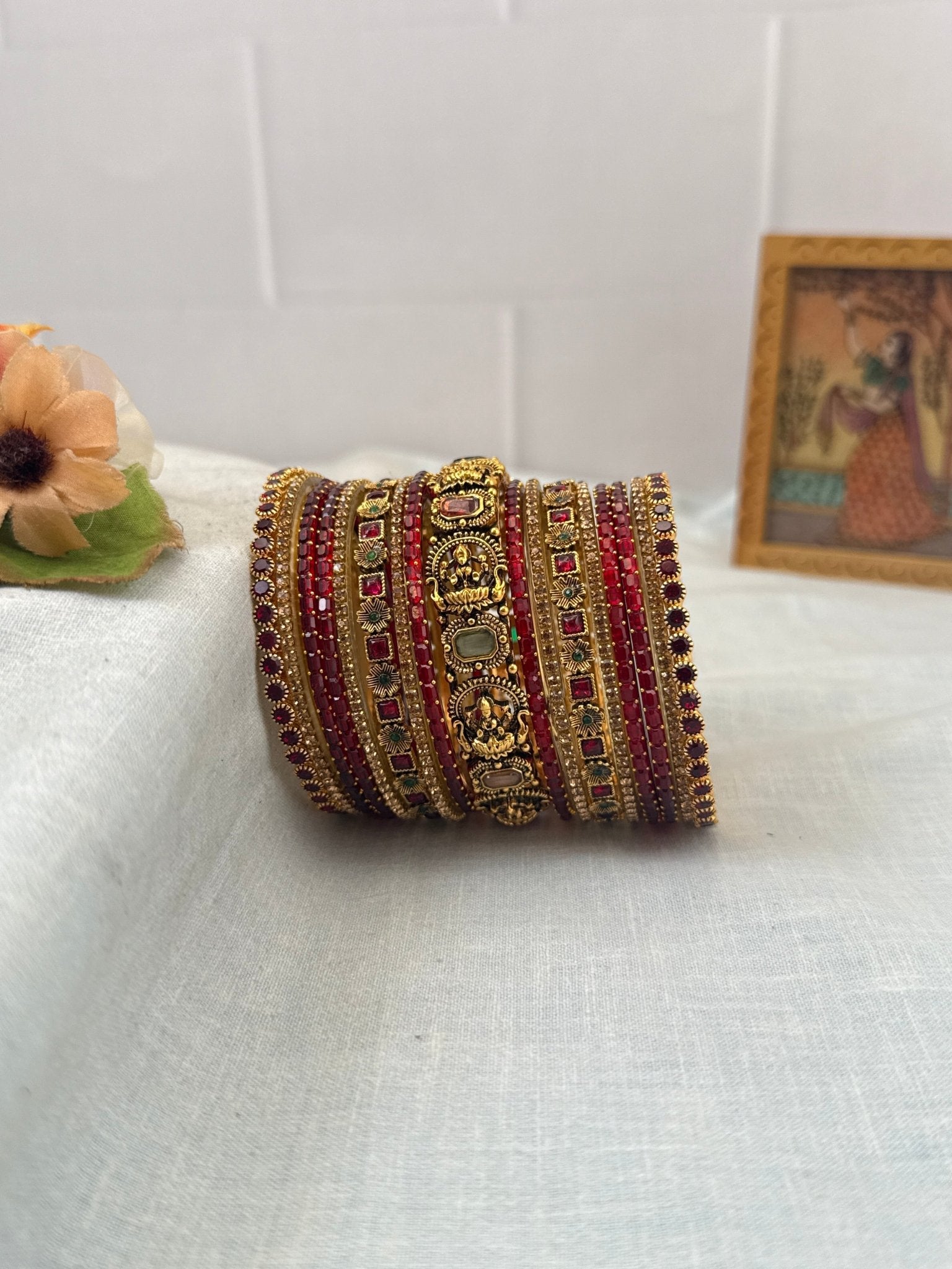 Luxurious Red Rain Drop & Antique Bangle Set 5288 - Mahilas