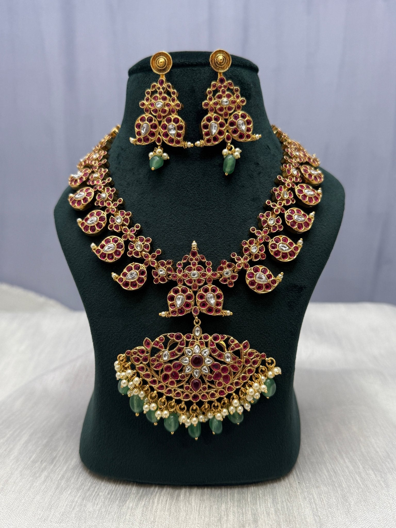 Luxurious Reversible Bridal Mango Jadau Kundan Short Necklace 325 - Mahilas