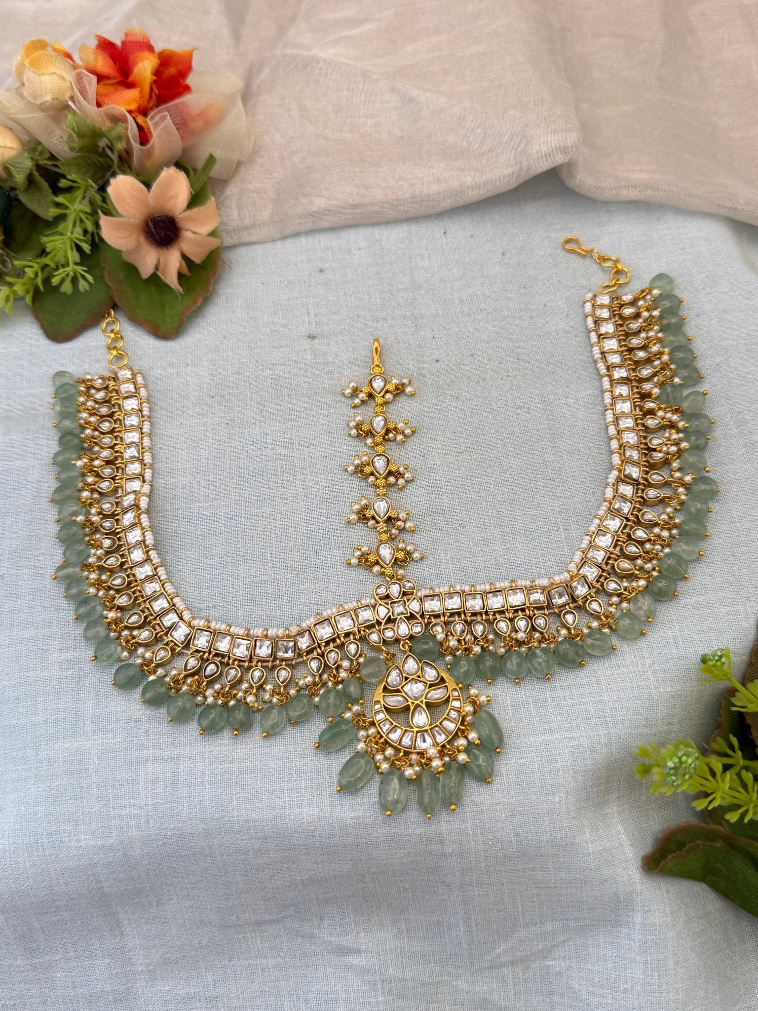 Luxurious Stone Mathapatti Maang Tikka 584 - Mahilas