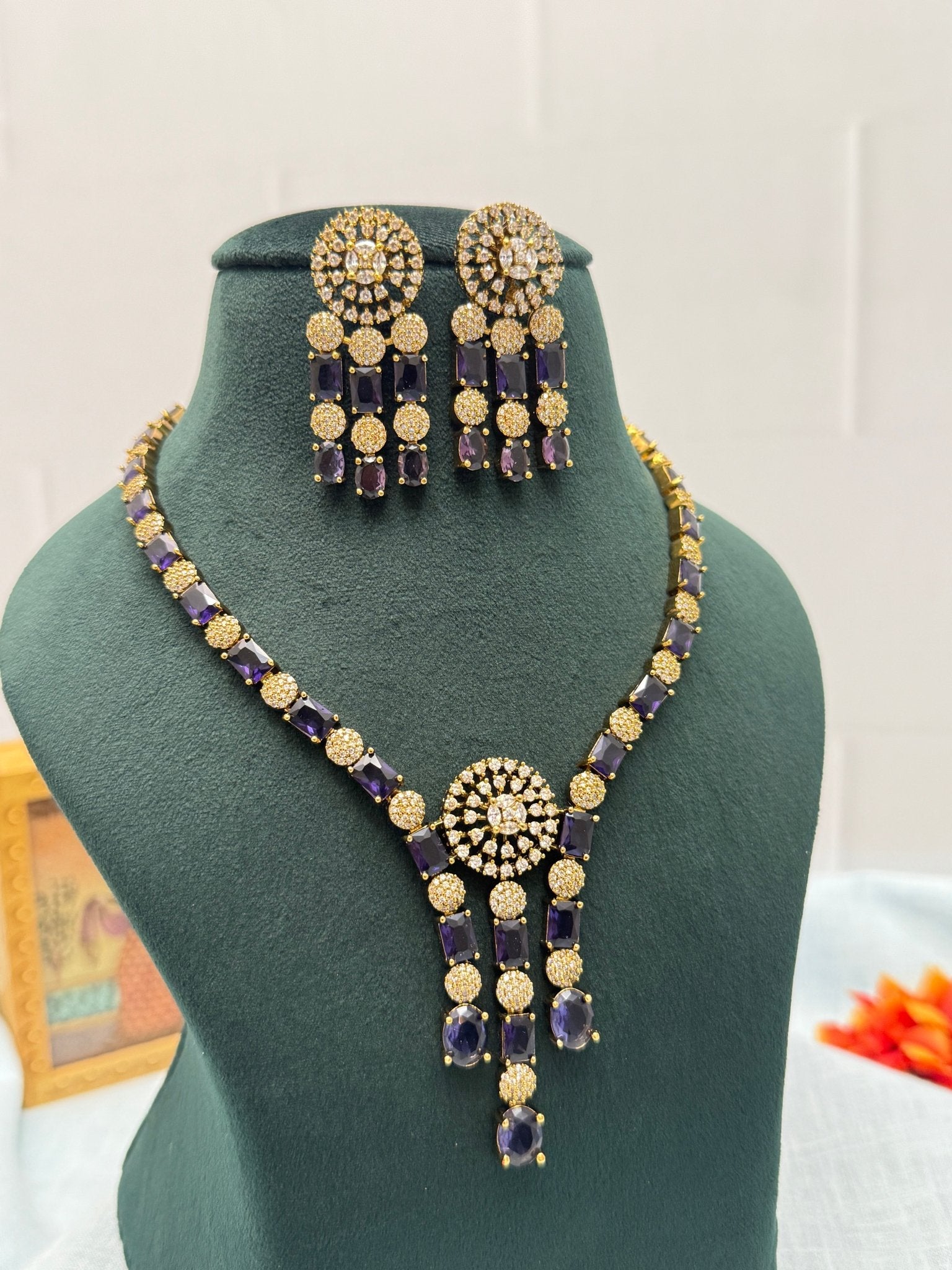Luxurious Stone Necklace 431 - Mahilas