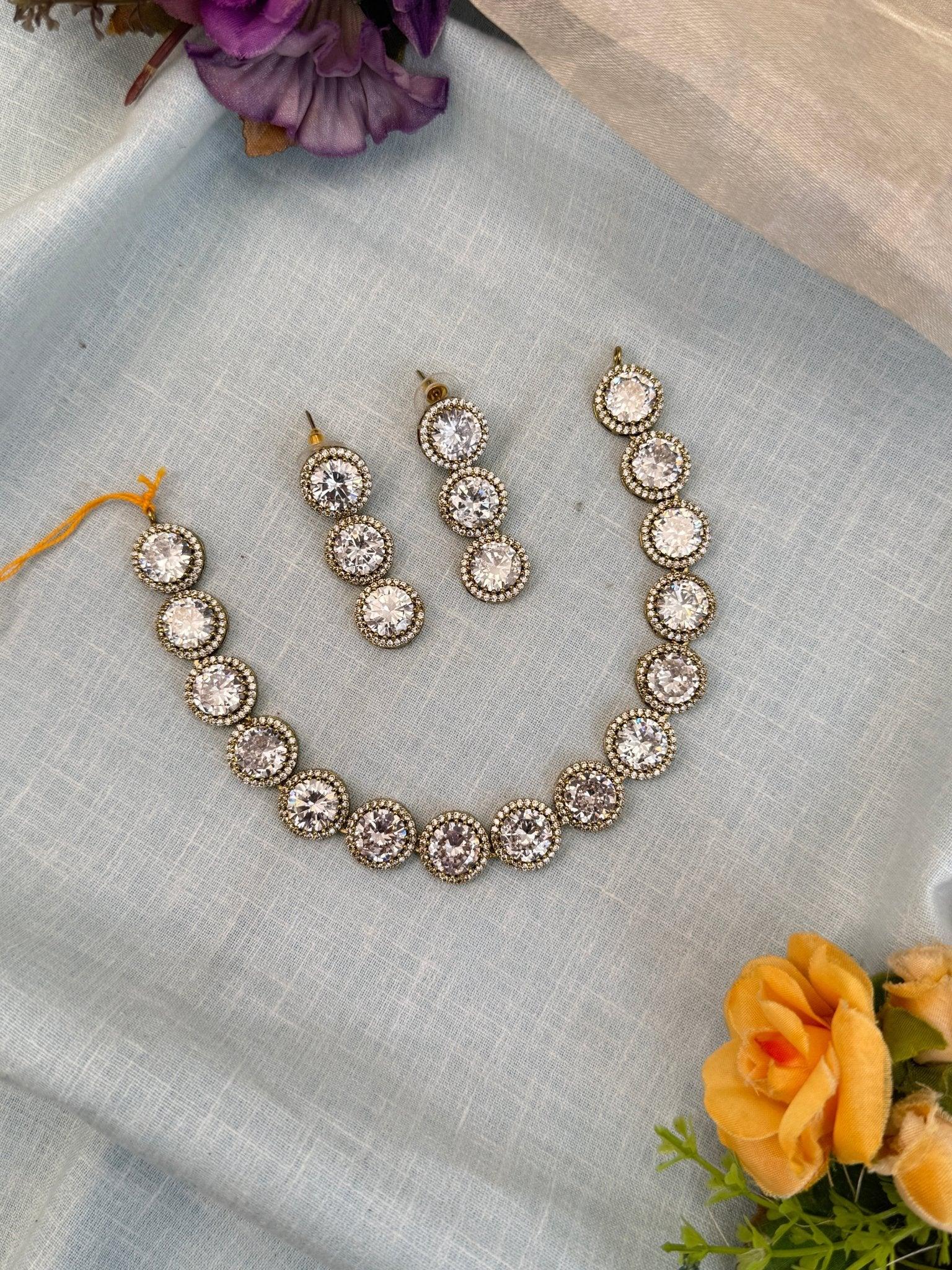 Luxurious Stone Short Necklace Set 467 - Mahilas