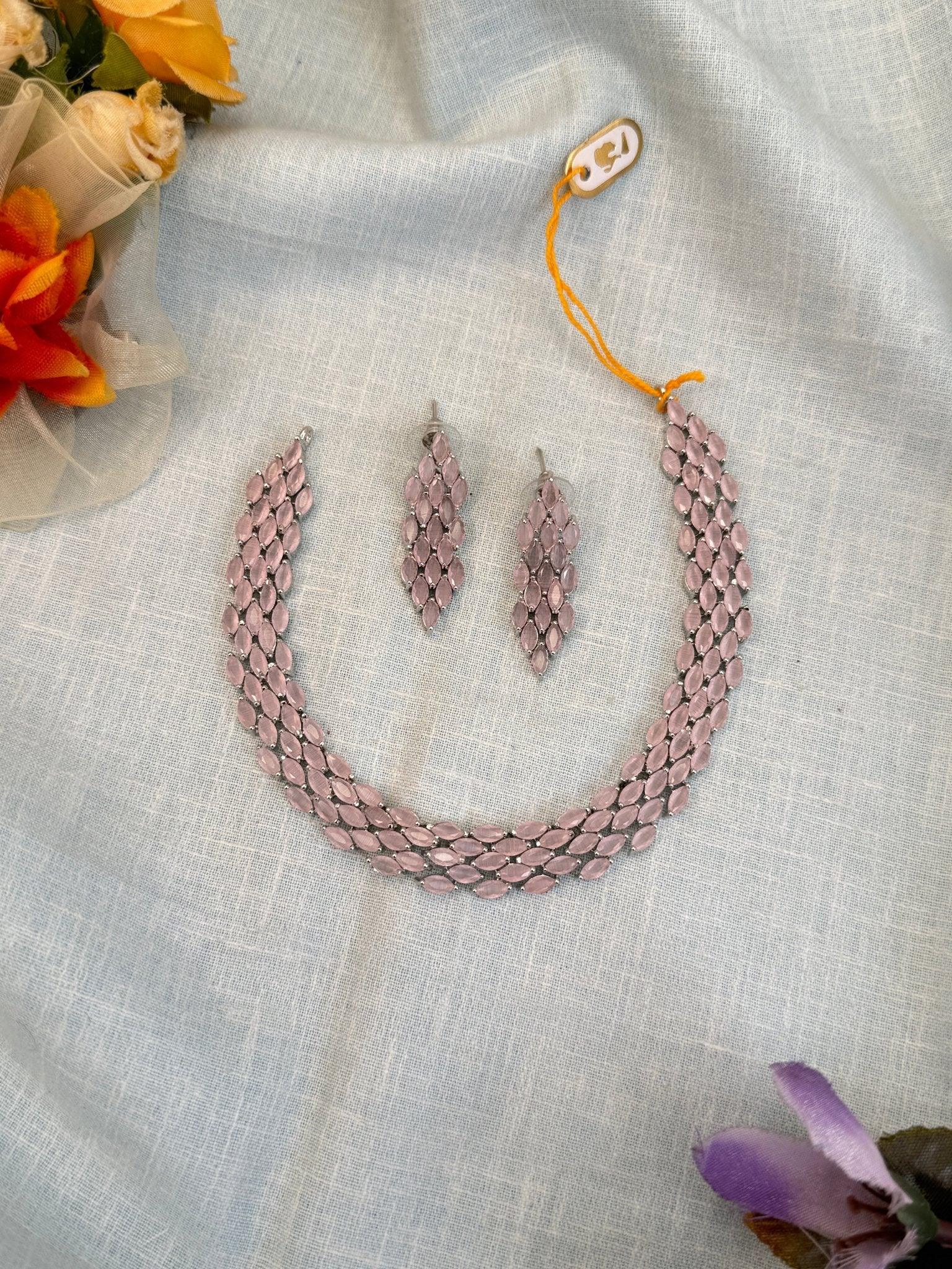 Luxurious Stone Short Necklace Set 482 - Mahilas