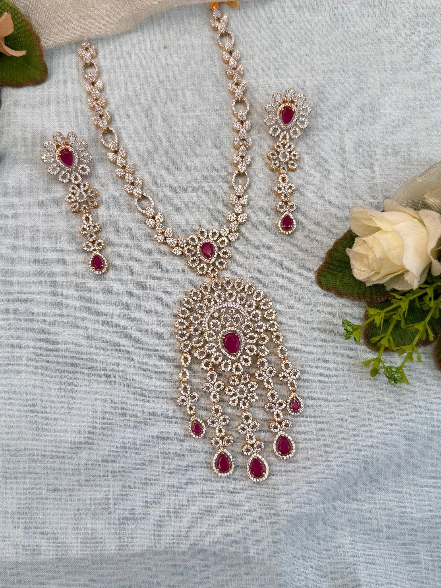 Luxurious Stone Short Necklace Set 549 - Mahilas