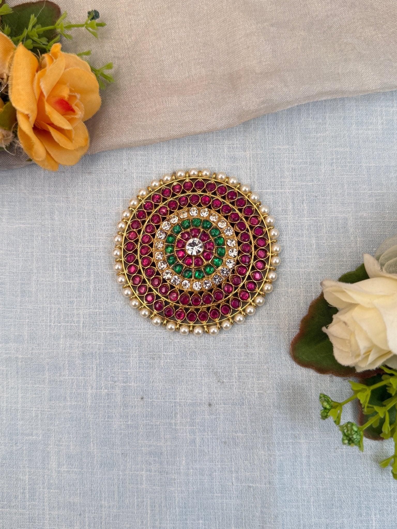 Luxurious Temple Rakdi 019 - Mahilas