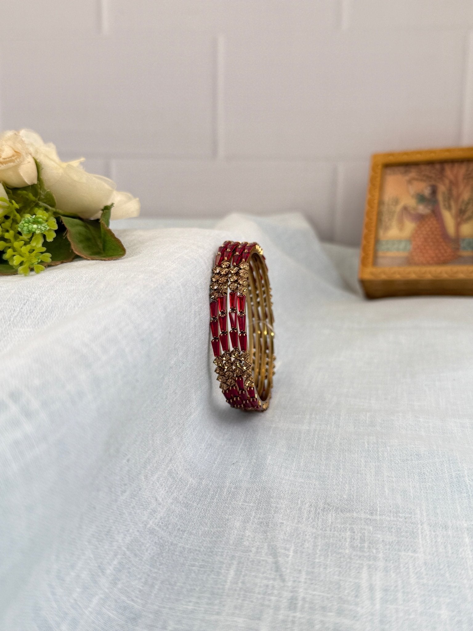 Luxurious Victorian Antique Stone Bangles 7005 - 10 Colors - Mahilas