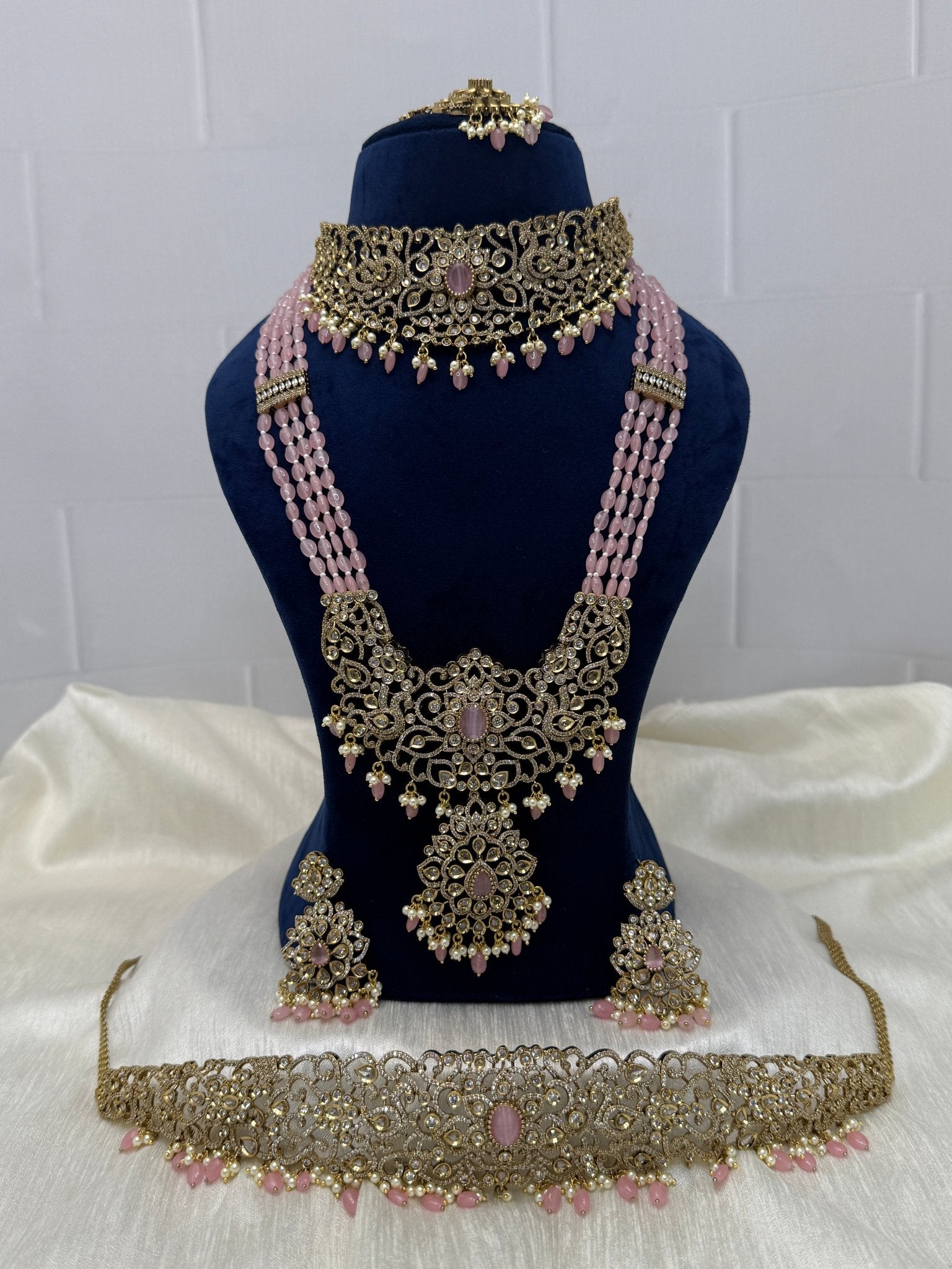 Luxurious Victorian Bridal Necklace Set 334 - Mahilas