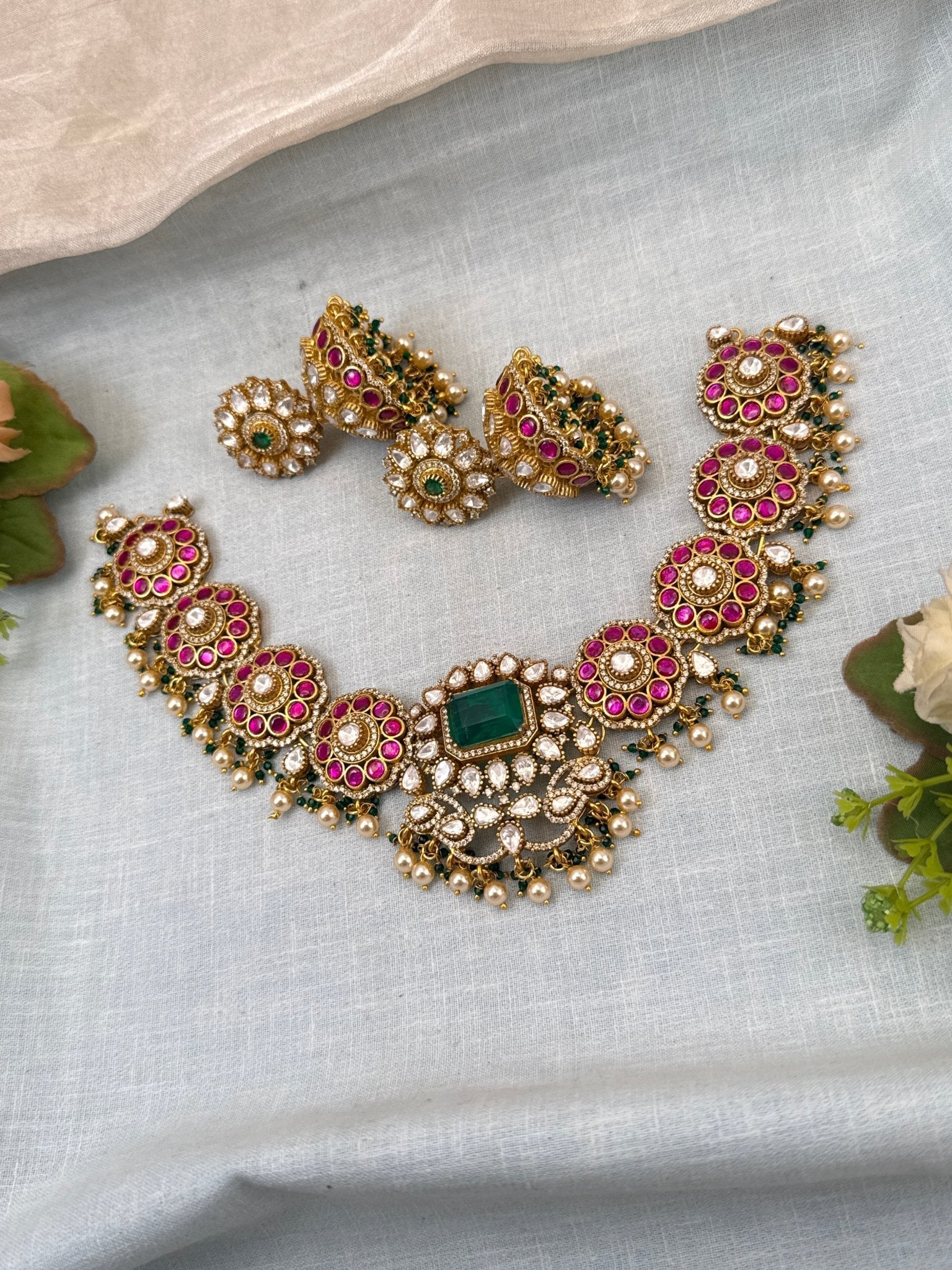 Luxurious Victorian Jadau Kundan Short Necklace Set 651 - Mahilas