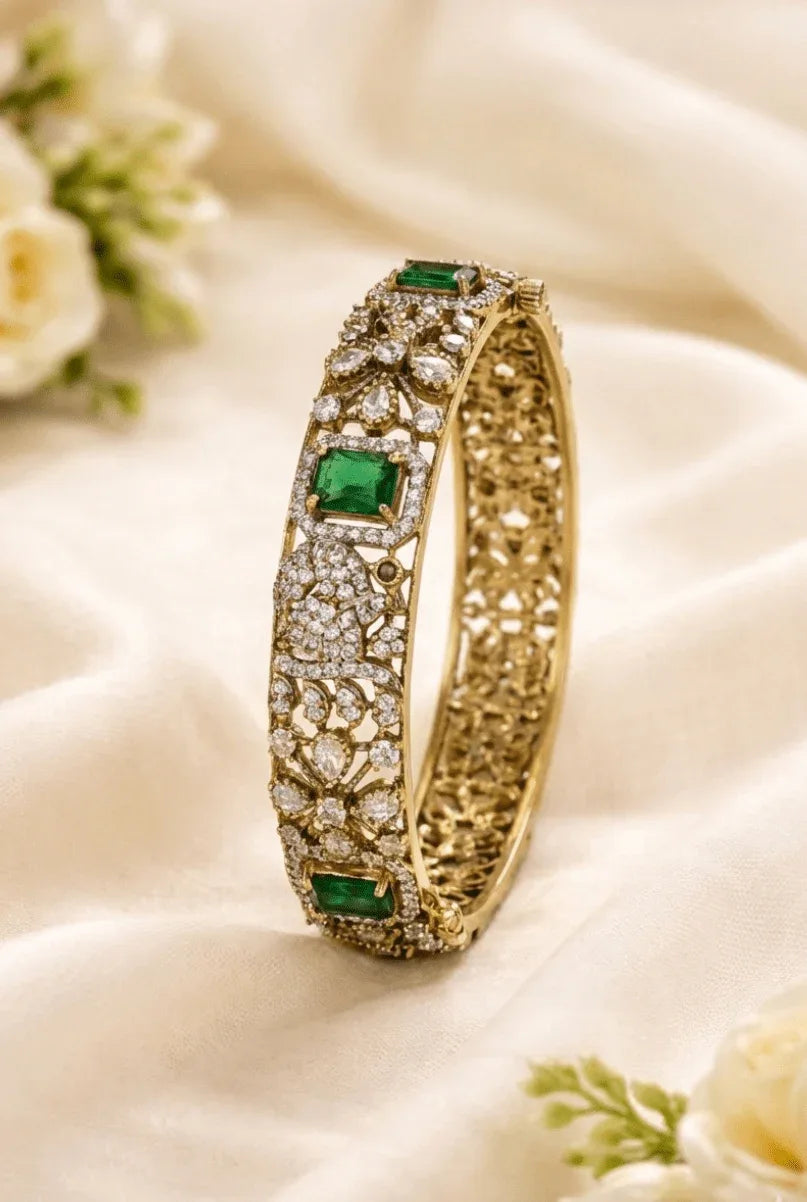 Luxurious VIctorian Kundan Kada Bangle 1163 - Mahilas