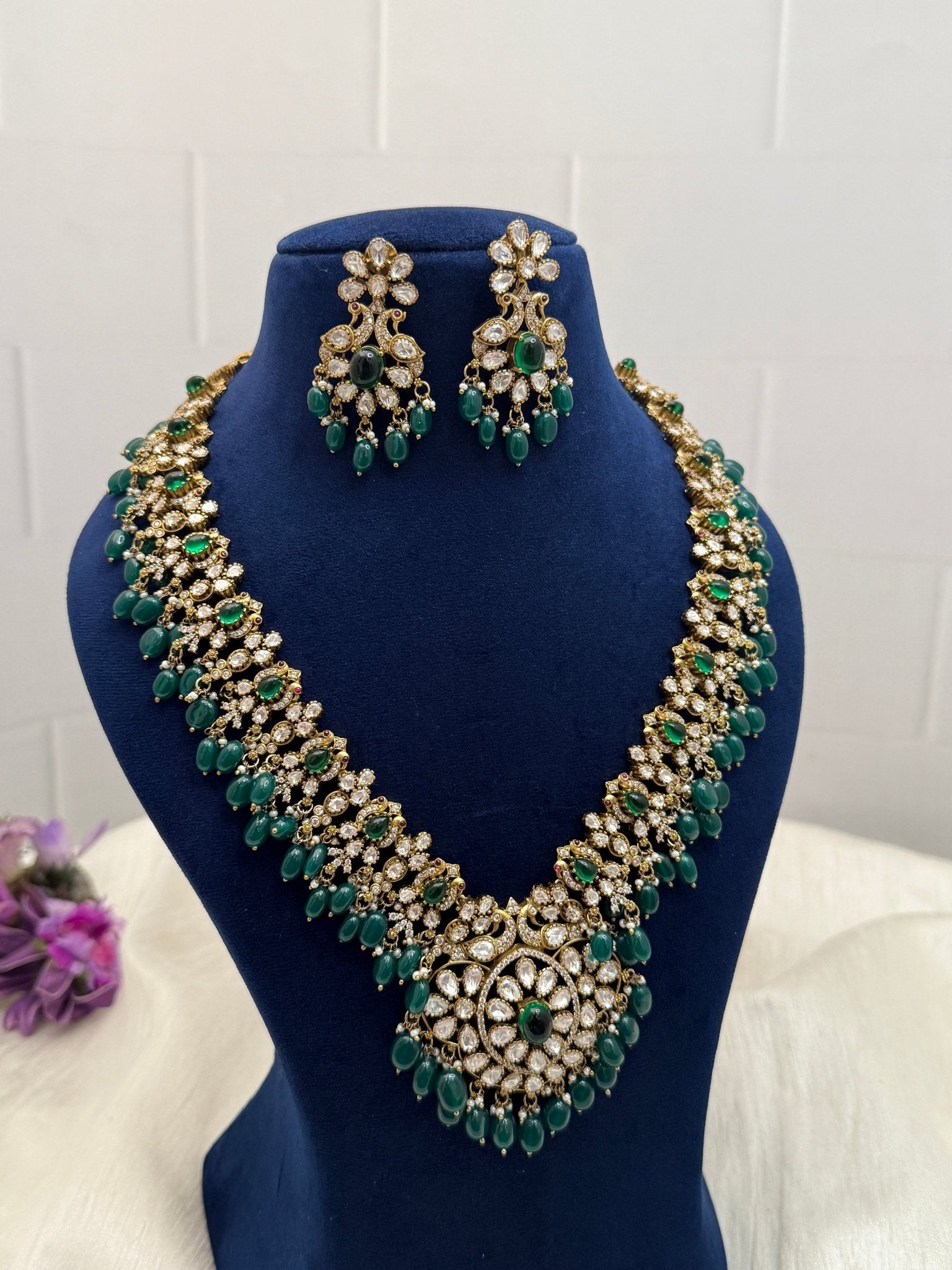Luxurious Victorian Kundan Necklace Set 175 - 6 Colors - Mahilas