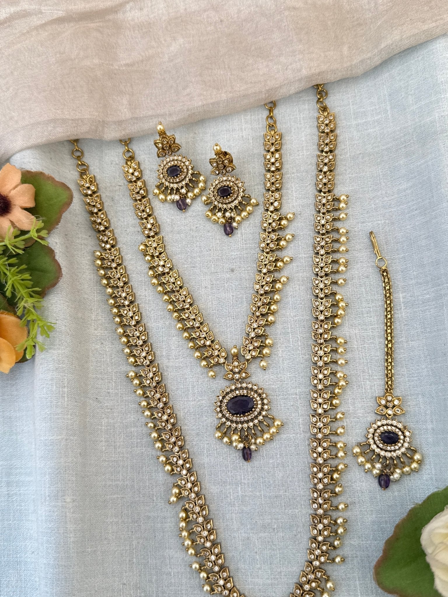 Luxurious Victorian Semi Bridal Neckalce Set 733 - Mahilas