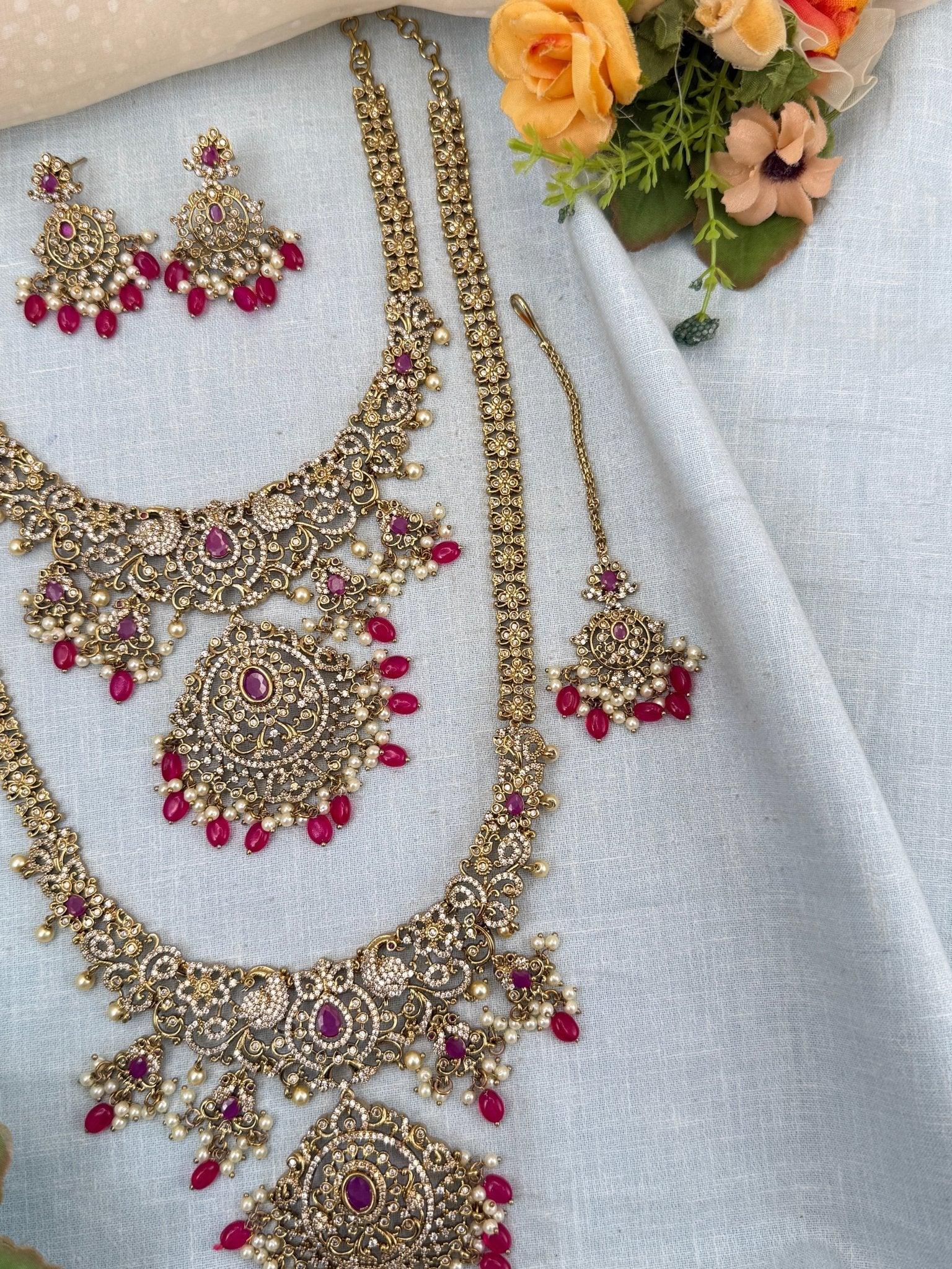 Luxurious Victorian Semi Bridal Necklace Set 565 - Mahilas