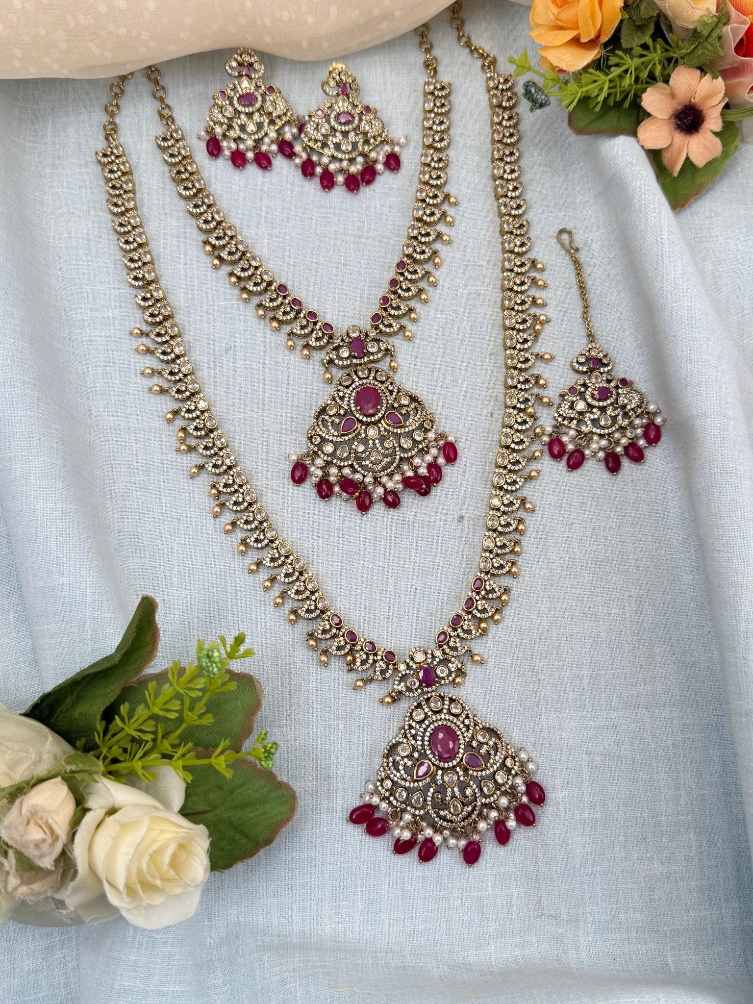 Luxurious Victorian Semi Bridal Necklace Set 569 - Mahilas