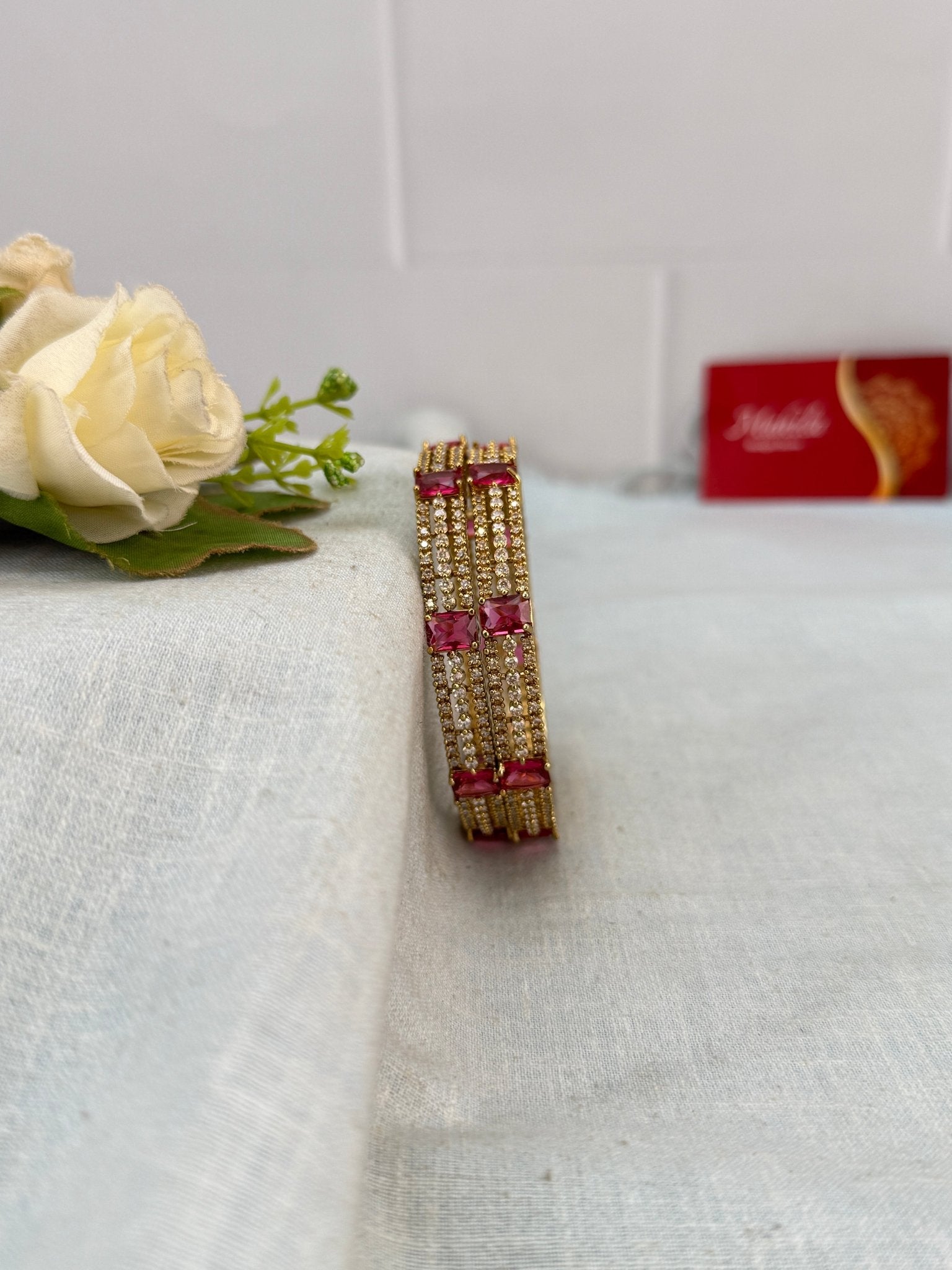 Luxurious Victorian Stone Bangles 7065 - Mahilas