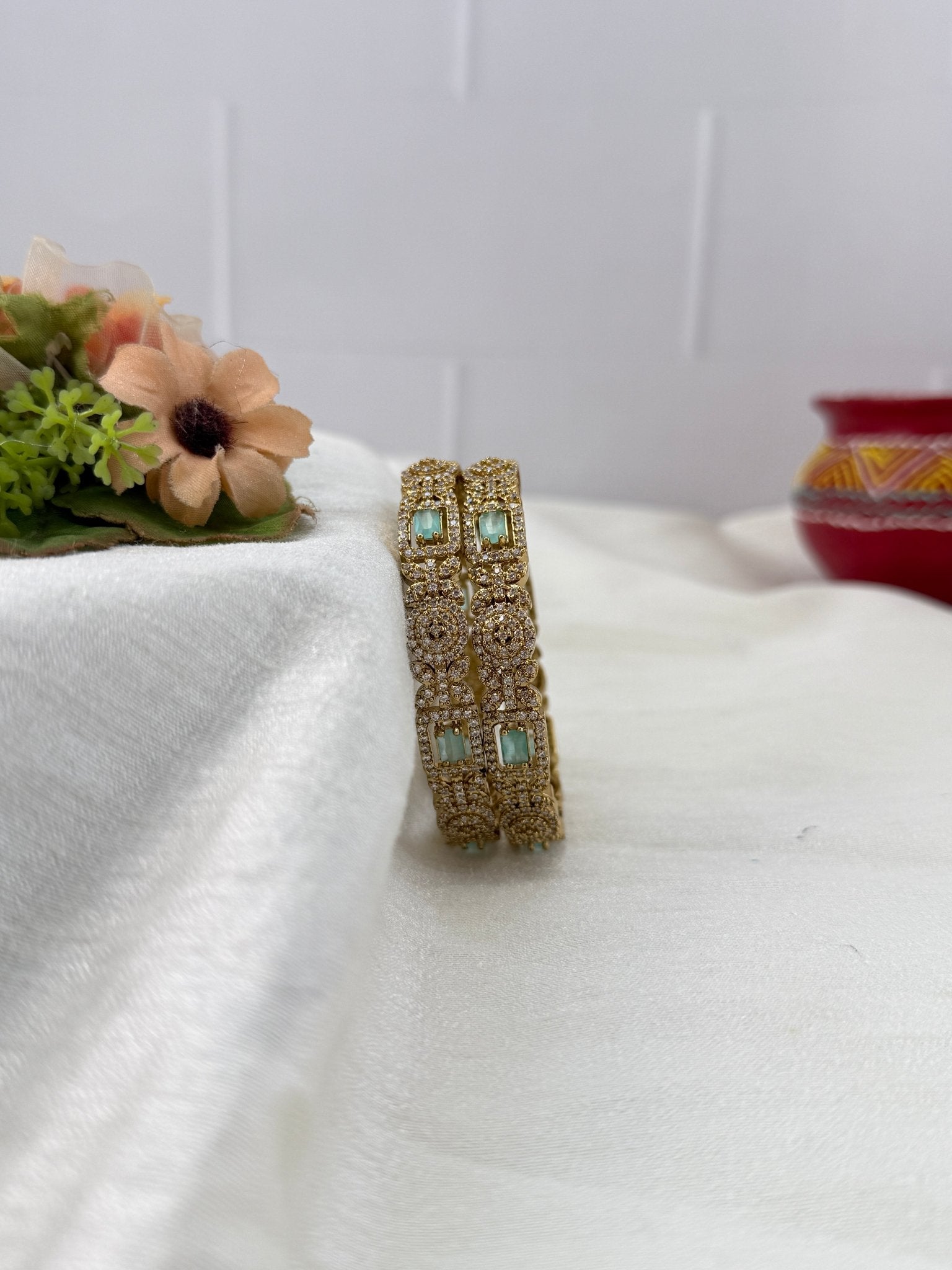 Luxurious Victorian Stone Bangles 7188 - Mahilas