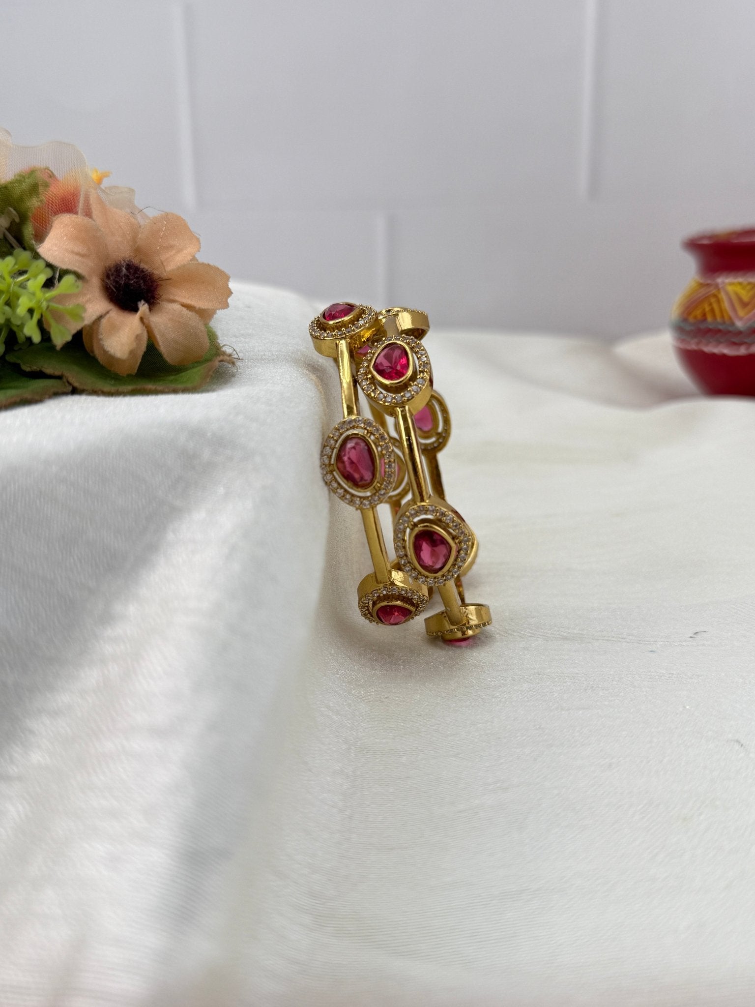 Luxurious Victorian Stone Bangles 7193 - Mahilas