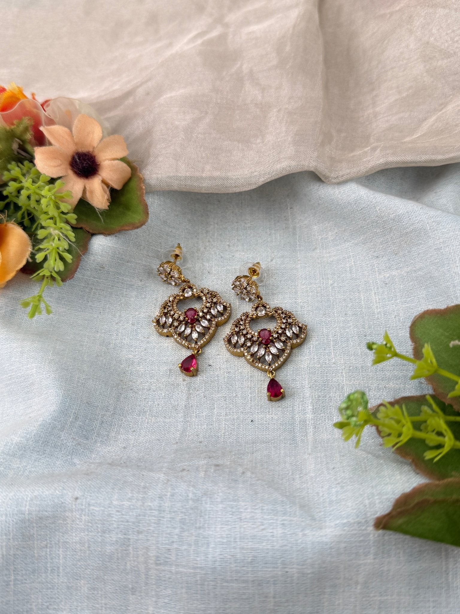 Luxurious Victorian Stone Earrings 0286 - Mahilas
