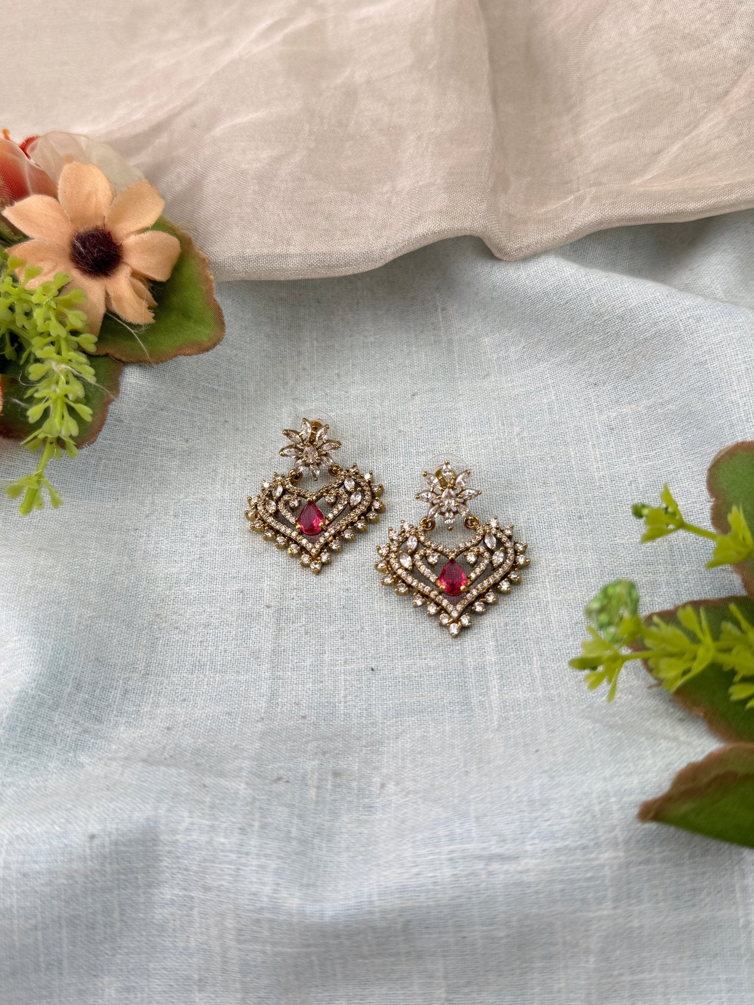Luxurious Victorian Stone Earrings 0300 - Mahilas