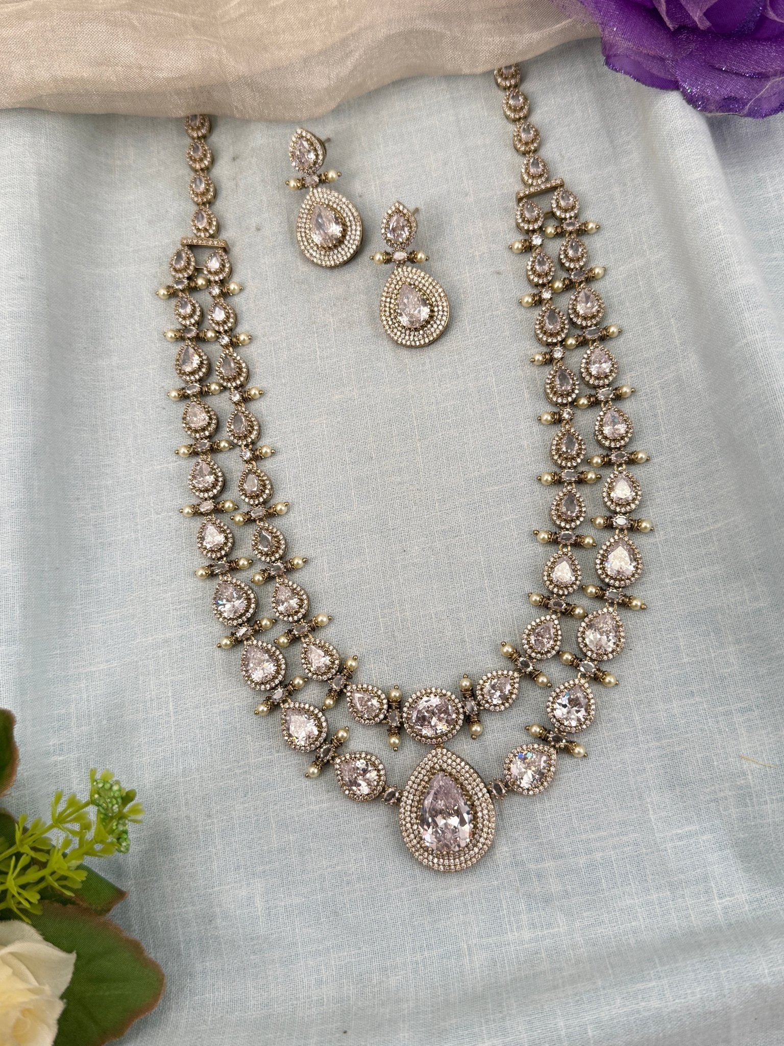 Luxurious Victorian Stone Long Necklace Set 641 - Mahilas
