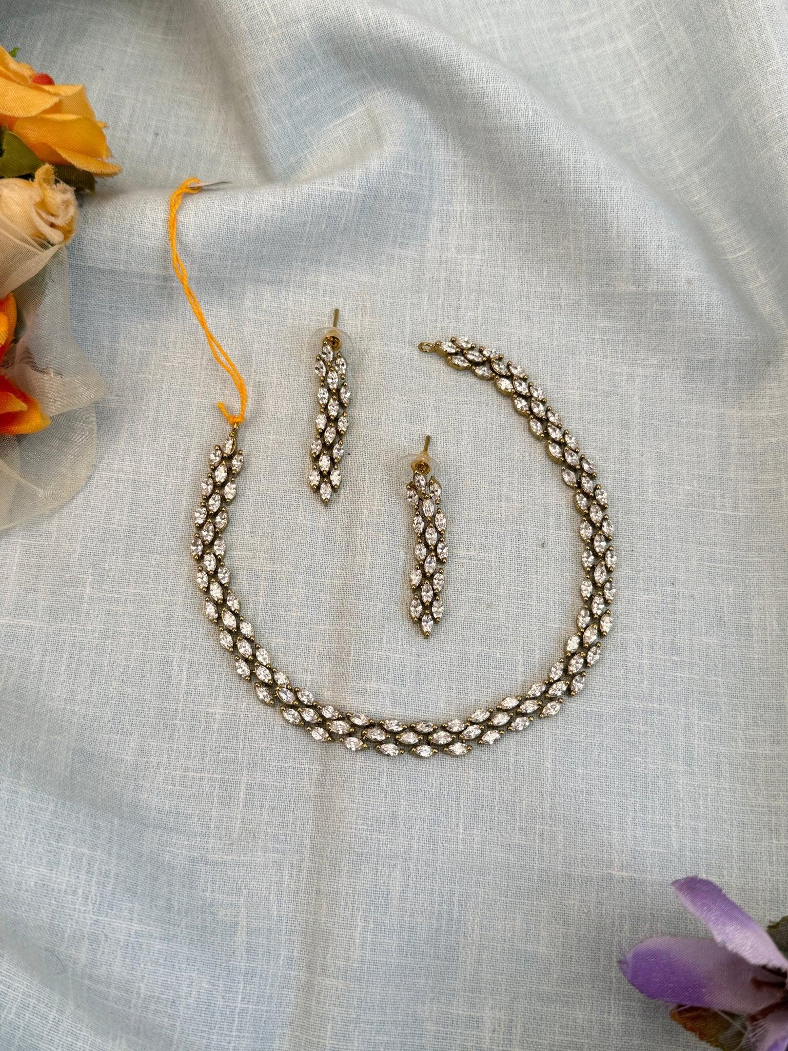 Luxurious Victorian Stone Short Necklace Set 484 - Mahilas