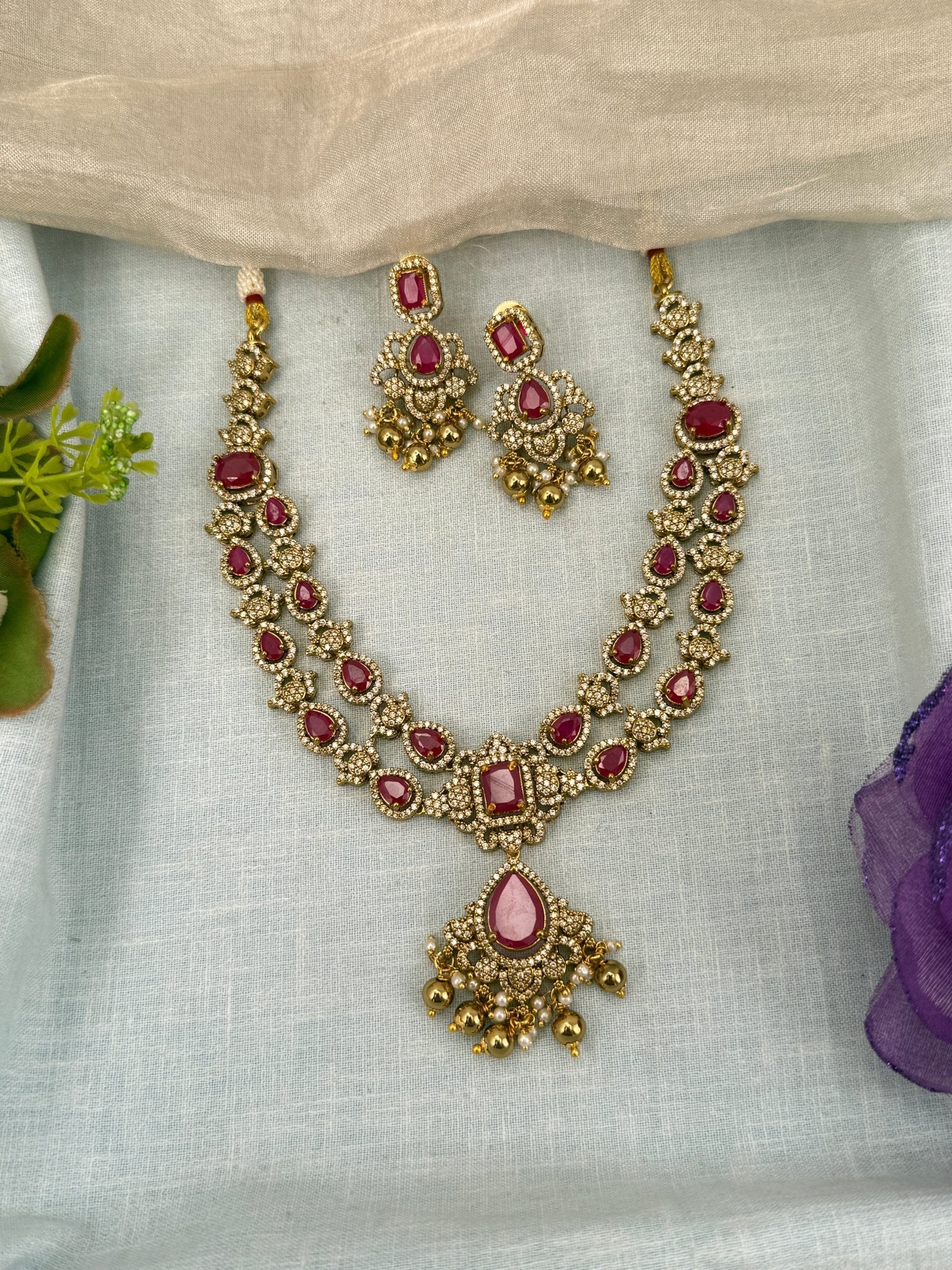 Luxurious Victorian Stone Short Necklace Set 632 - Mahilas