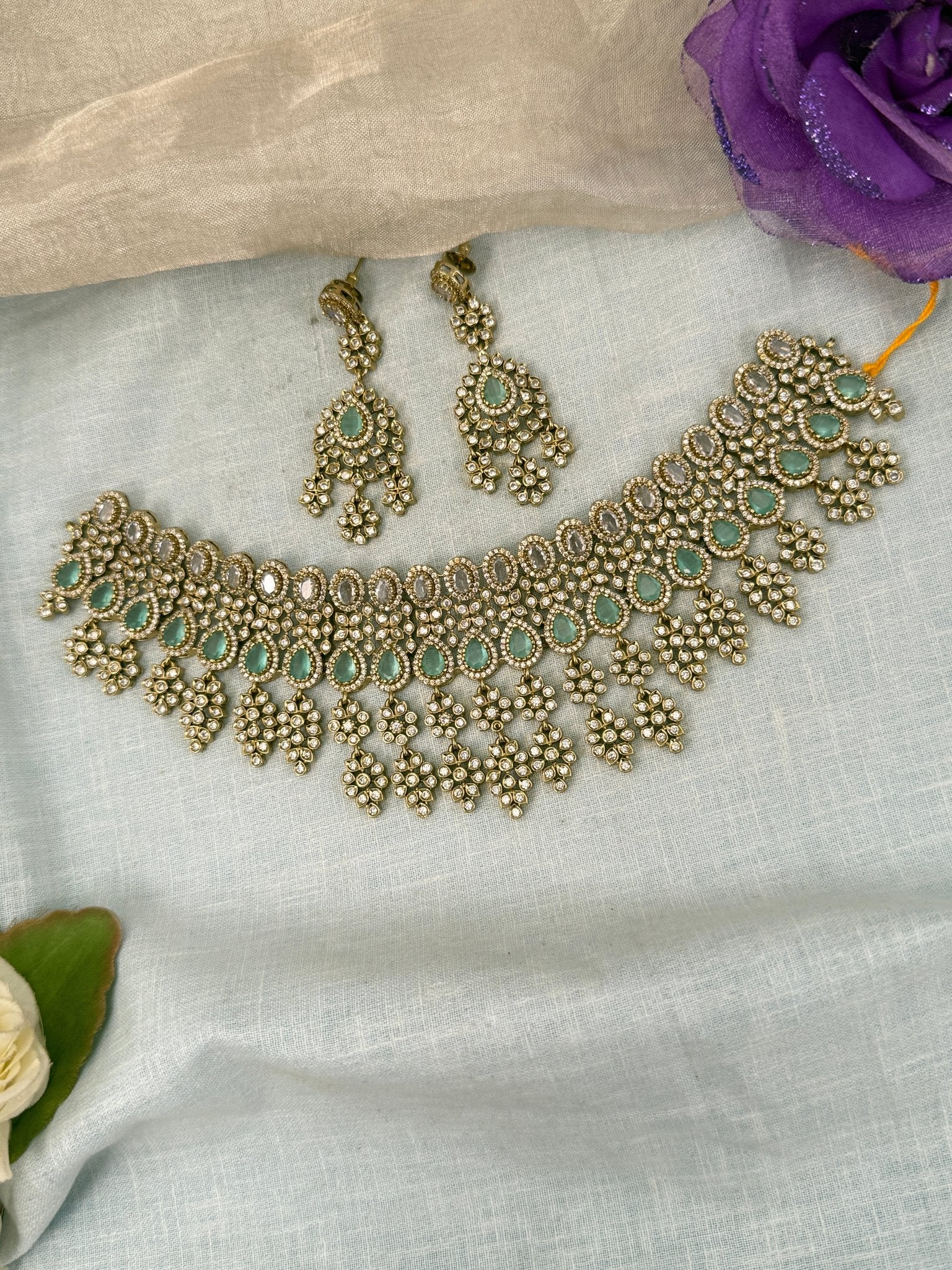 Luxurious Victorian Stone Short Necklace Set 644 - Mahilas