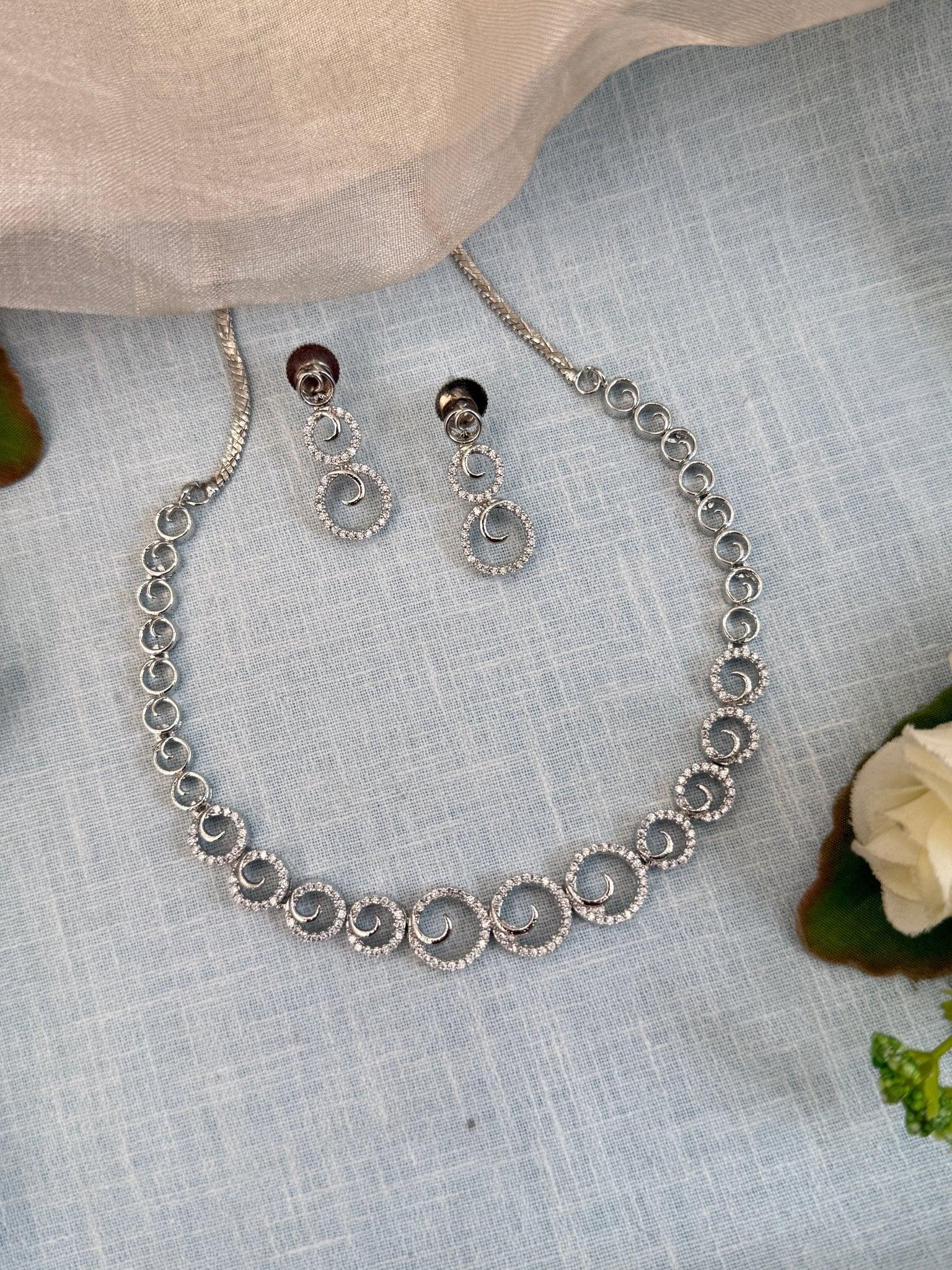 Luxurious White Stone Short Necklace Set 532 - Mahilas