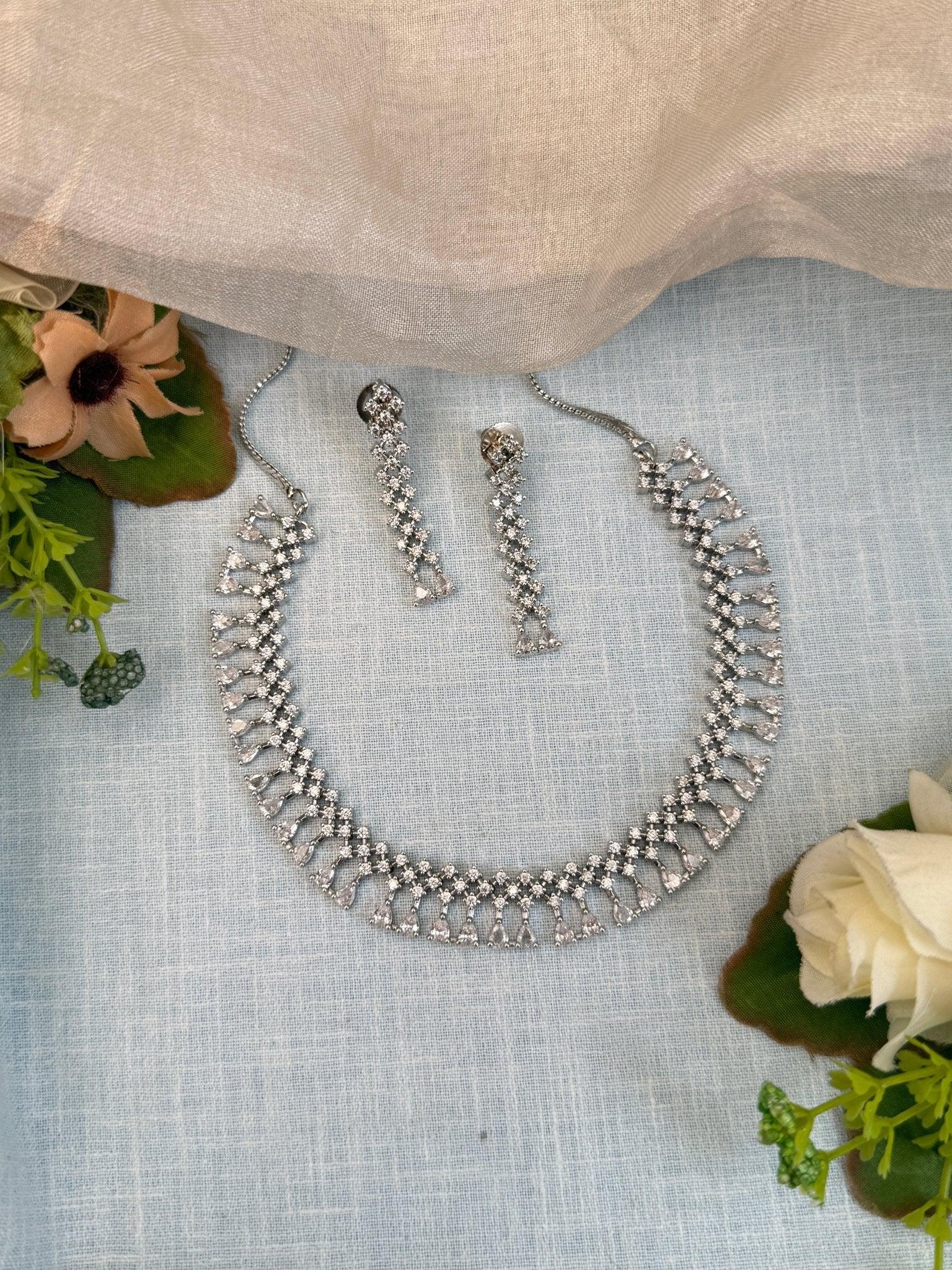 Luxurious White Stone Short Necklace Set 533 - Mahilas