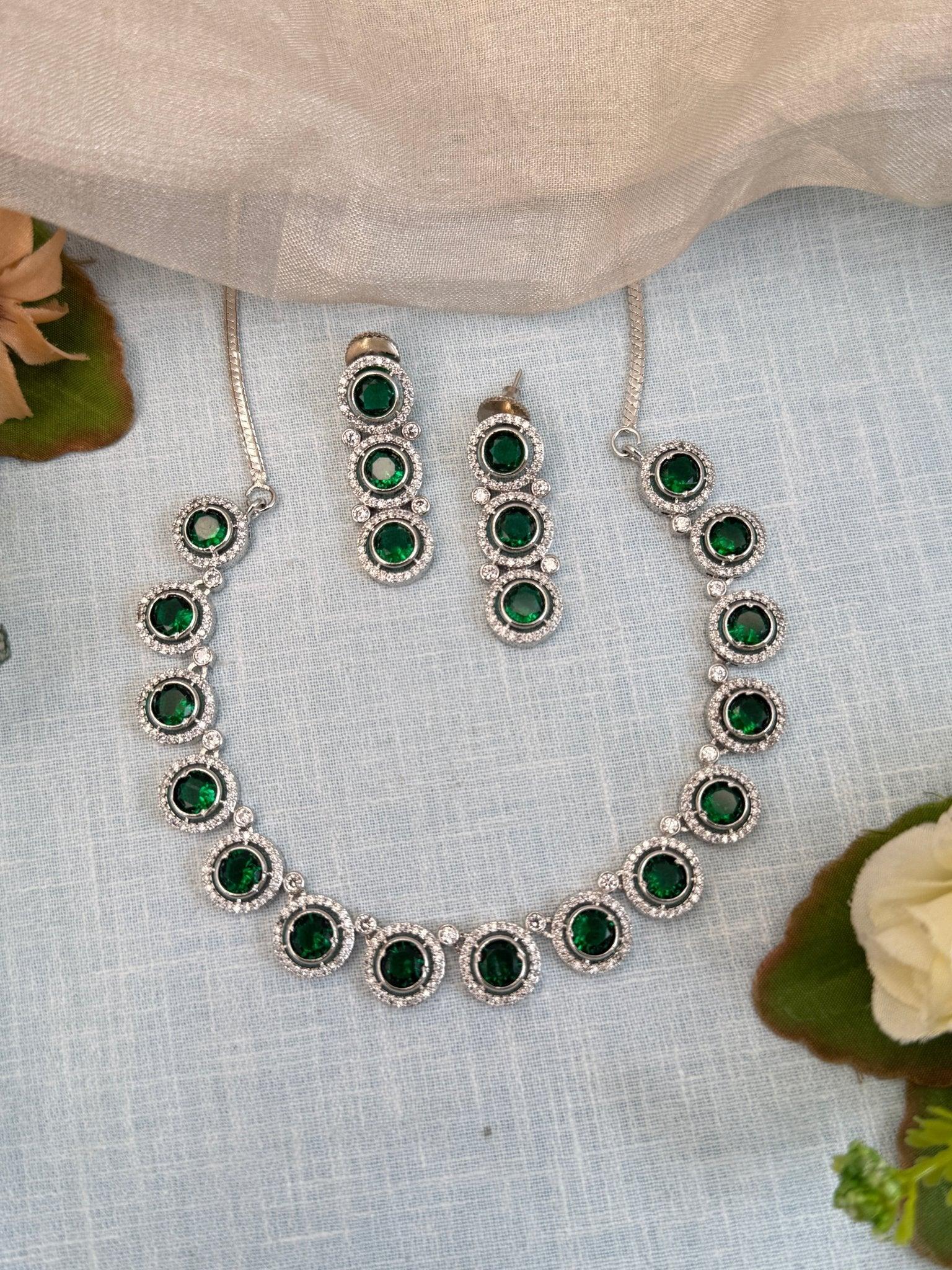 Luxurious White Stone Short Necklace Set 534 - Mahilas