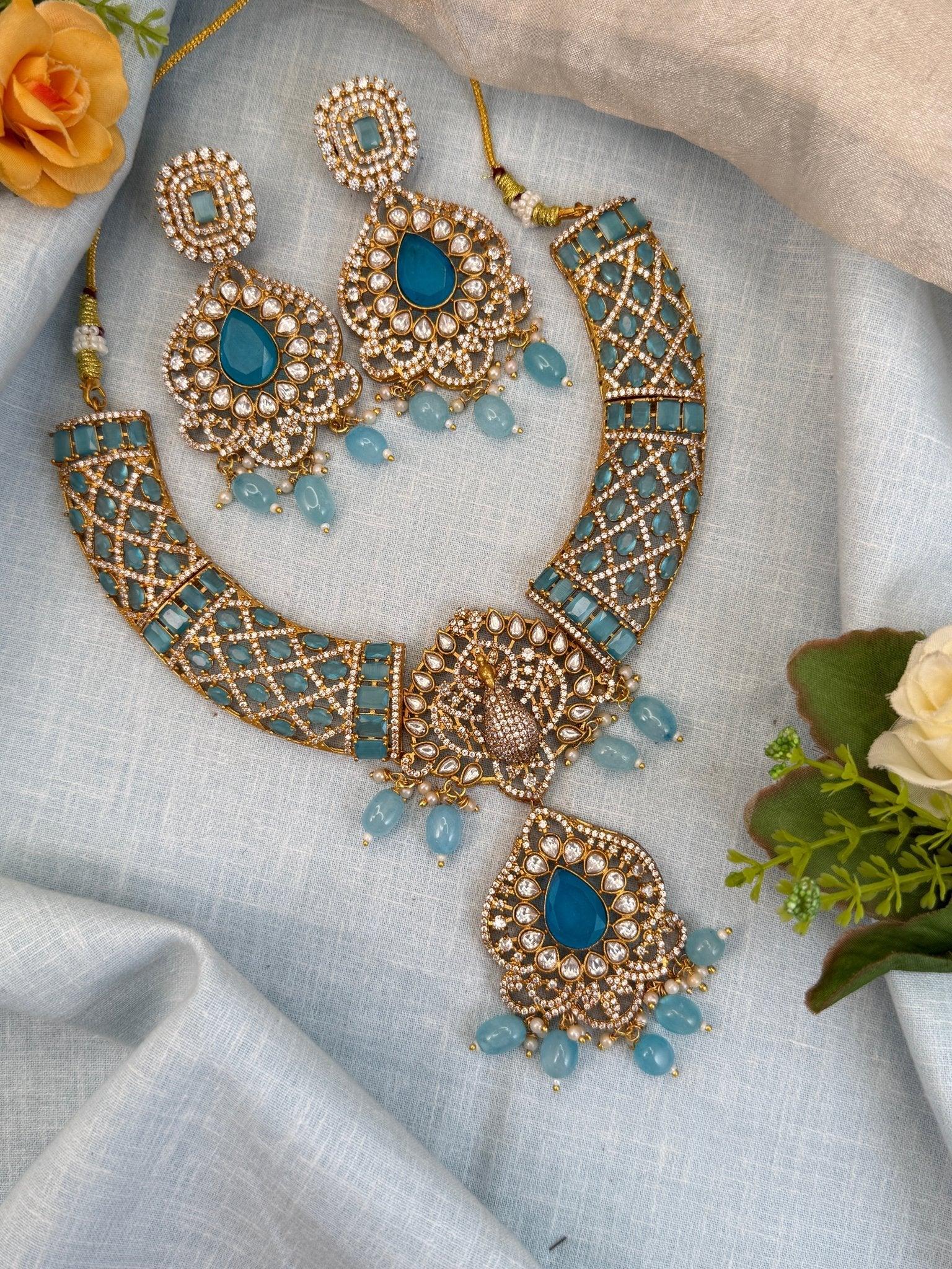 Luxurious White Stone & Victorian Necklace Set 516 - Mahilas