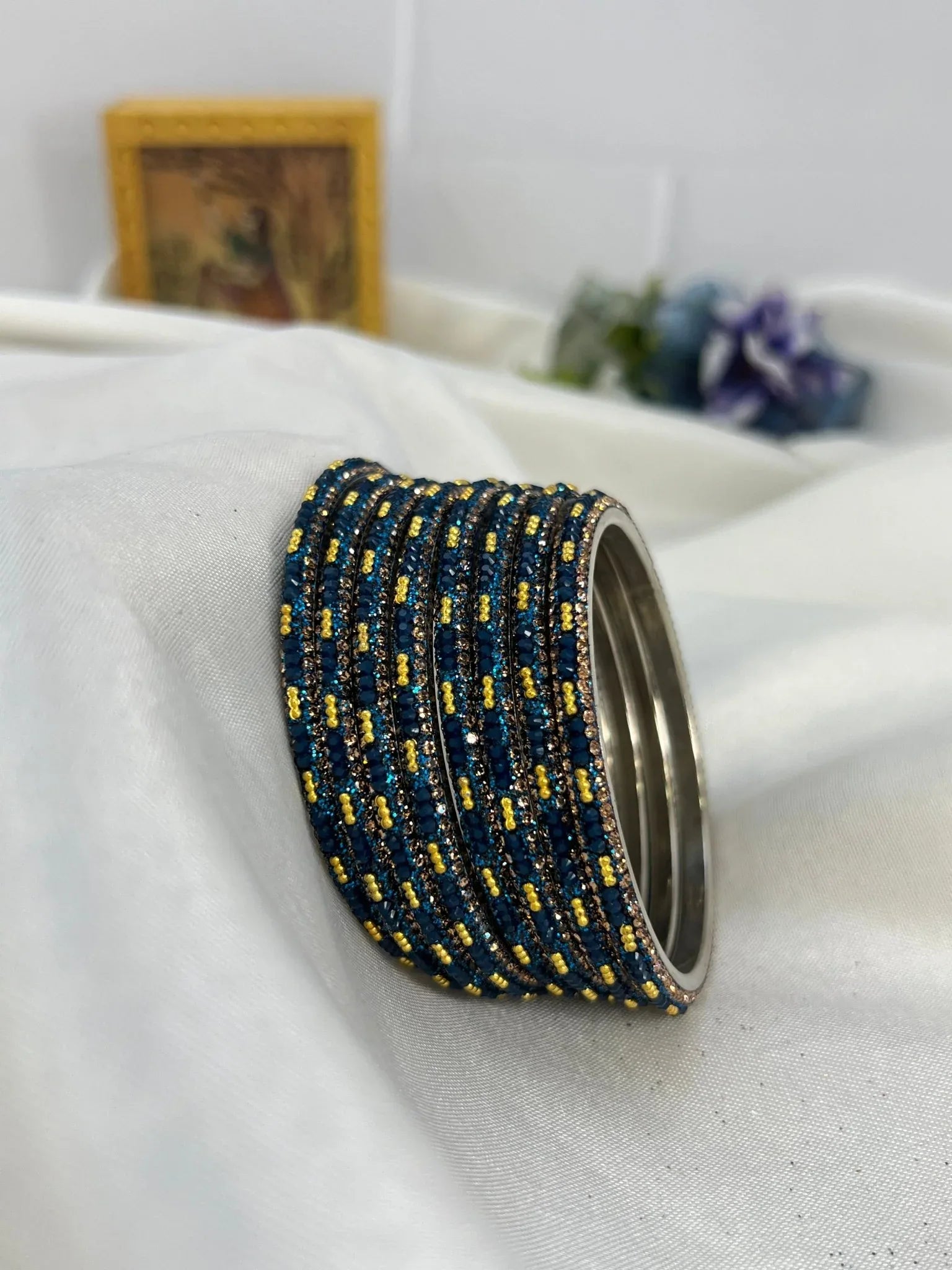 Metal Bangle Design 003 - Mahilas