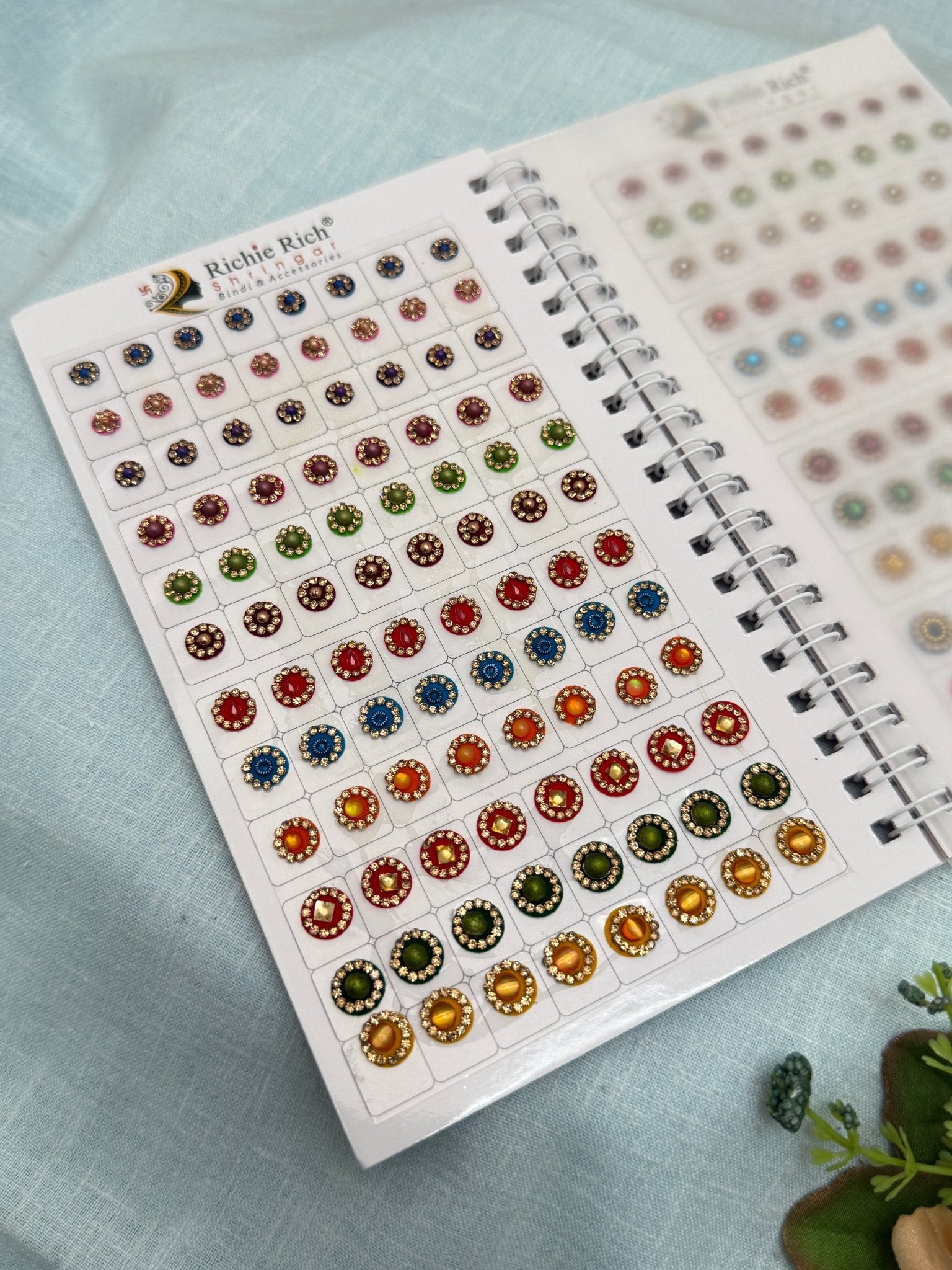 Premium Bindi Book 77 - Mahilas