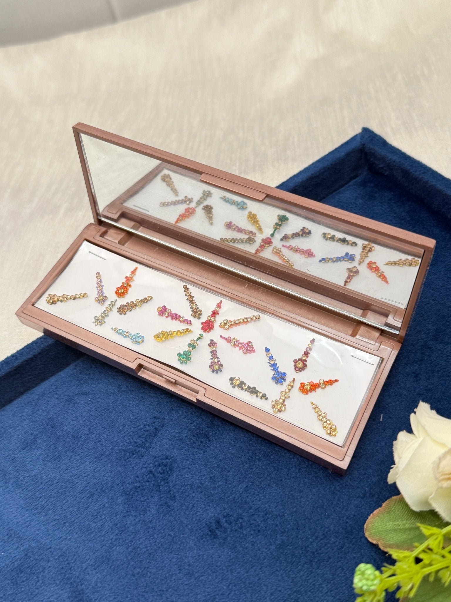 Premium Grand Bindi Box 160 - Mahilas