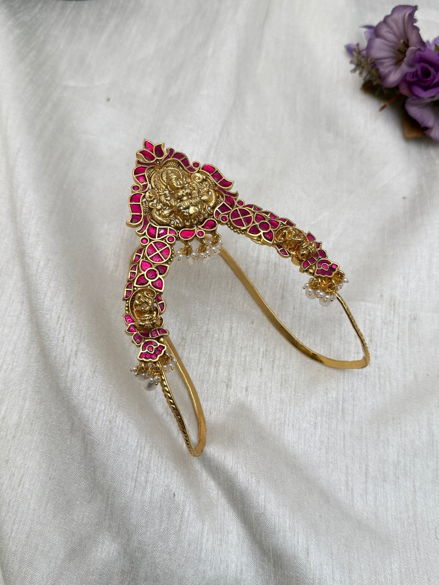 Premium Jadau Kundan Vanki 4054 - Mahilas