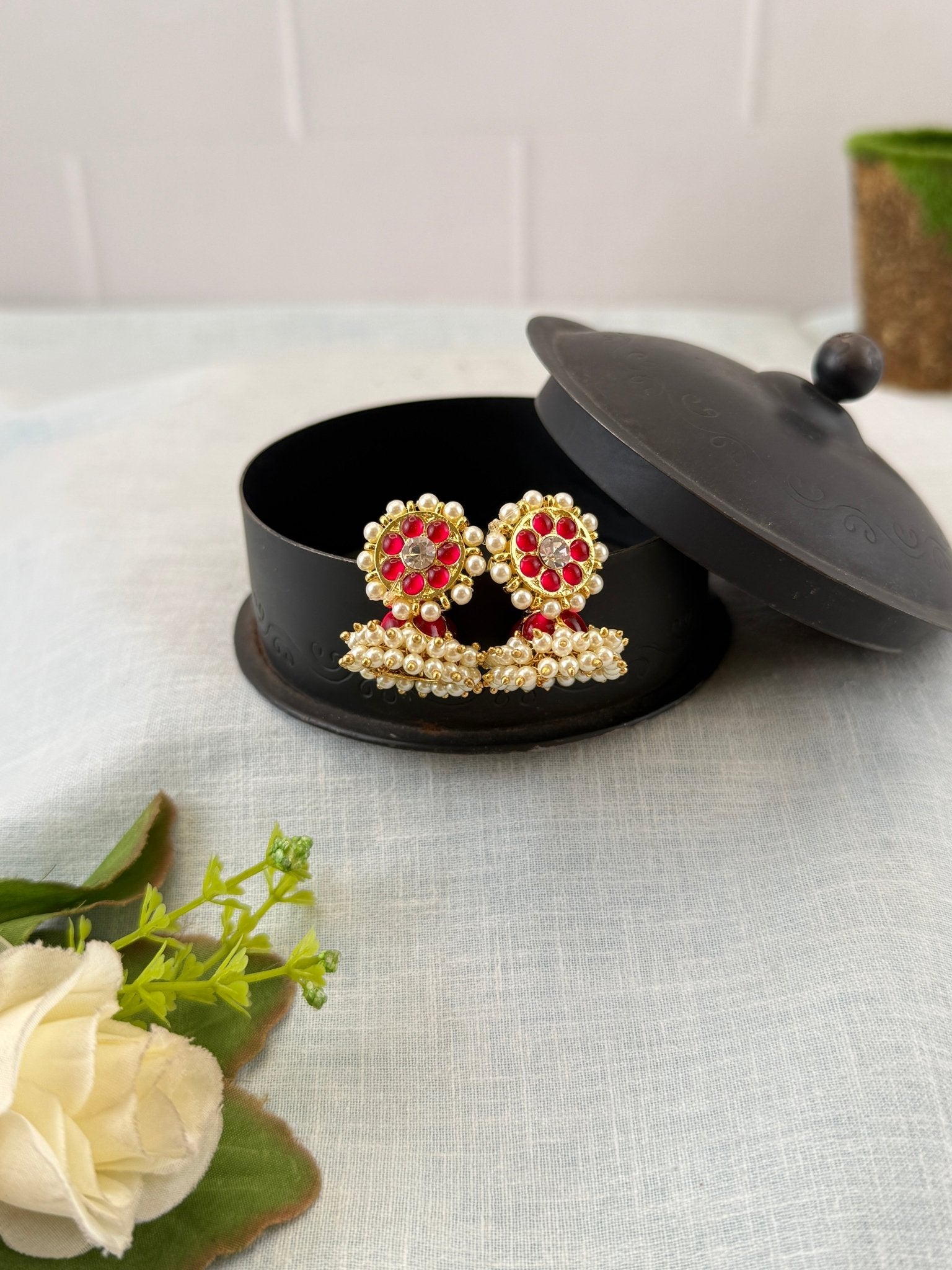 Pure Brass Kemp Bharatnatyam Jhumka 145 - Mahilas