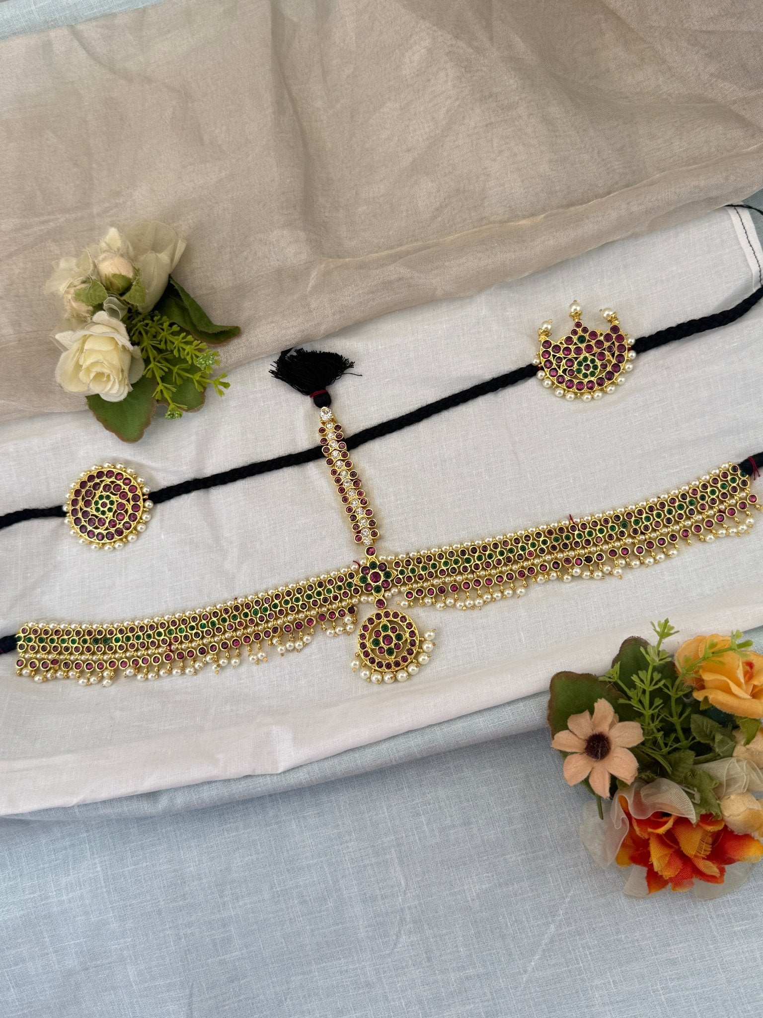Pure Brass Kemp Bharatnatyam Maang Tikka Set 133 - Mahilas