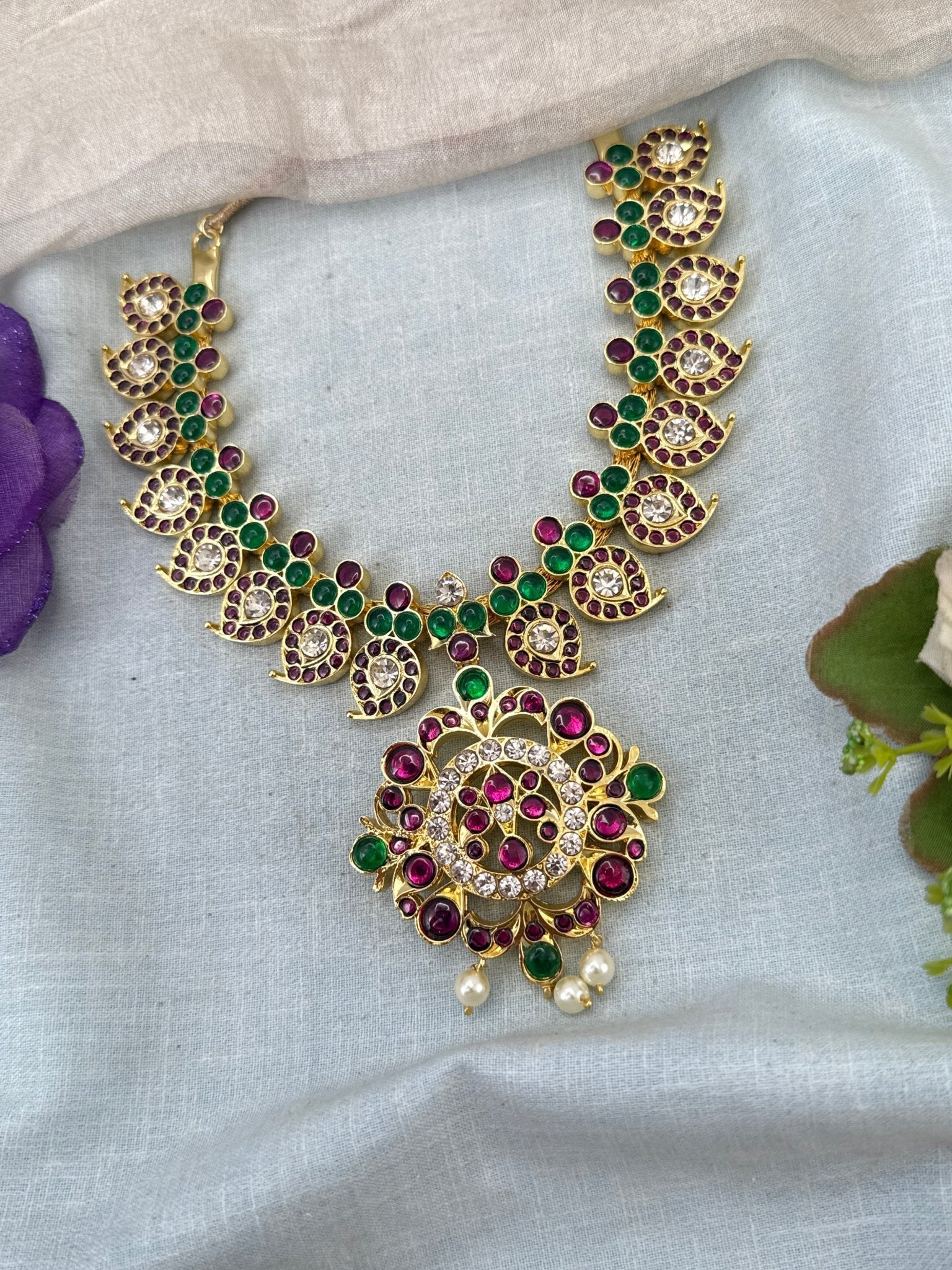 Pure Brass Kemp Temple Short Necklace 028 - Mahilas