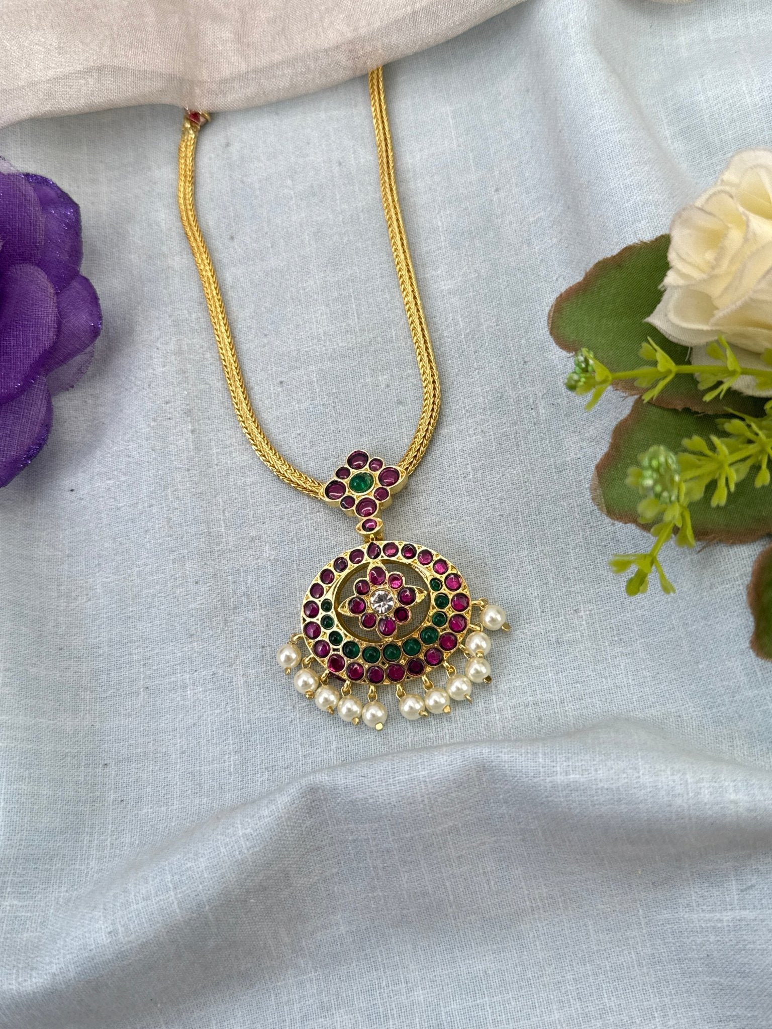 Pure Brass Kemp Temple Short Necklace 030 - Mahilas