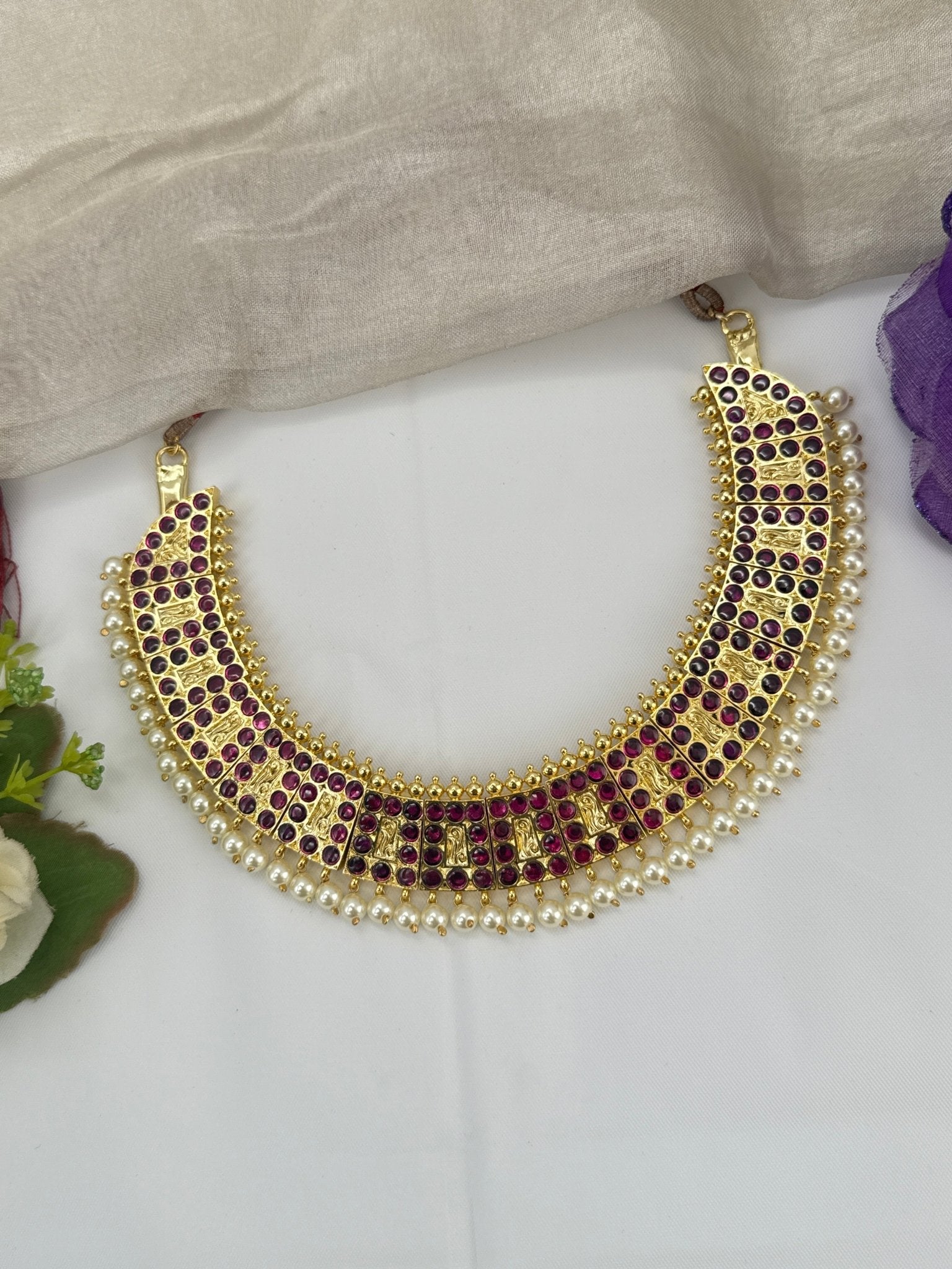 Pure Brass Kemp Temple Short Necklace 068 - Mahilas