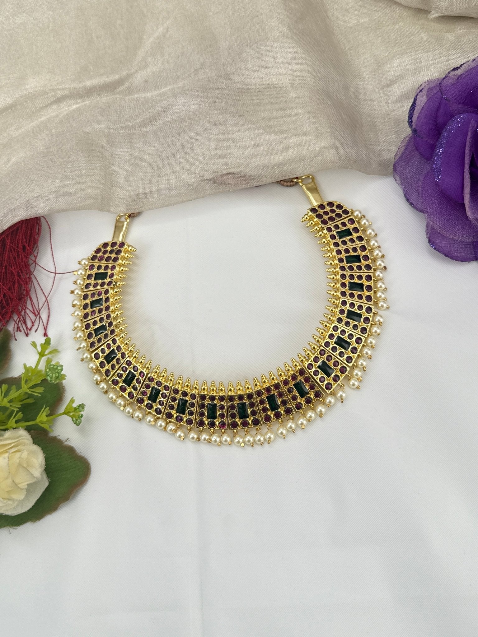 Pure Brass Kemp Temple Short Necklace 070 - Mahilas