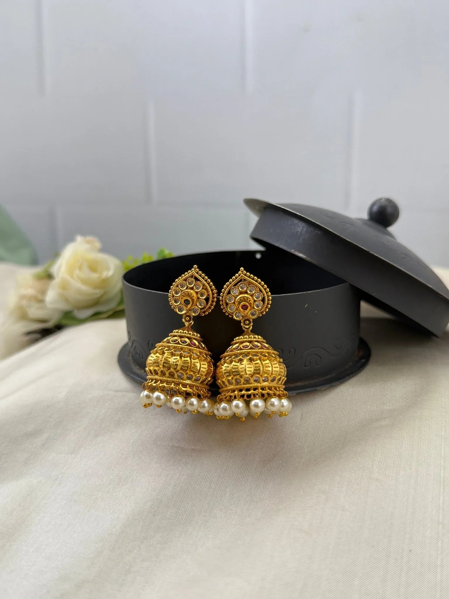 Rioyal Antique Jhumka Earrings 0397 - Mahilas