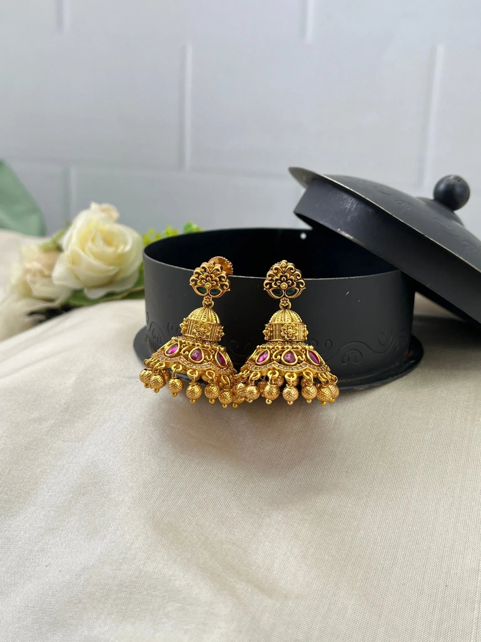 Rioyal Antique Jhumka Earrings 0401 - Mahilas
