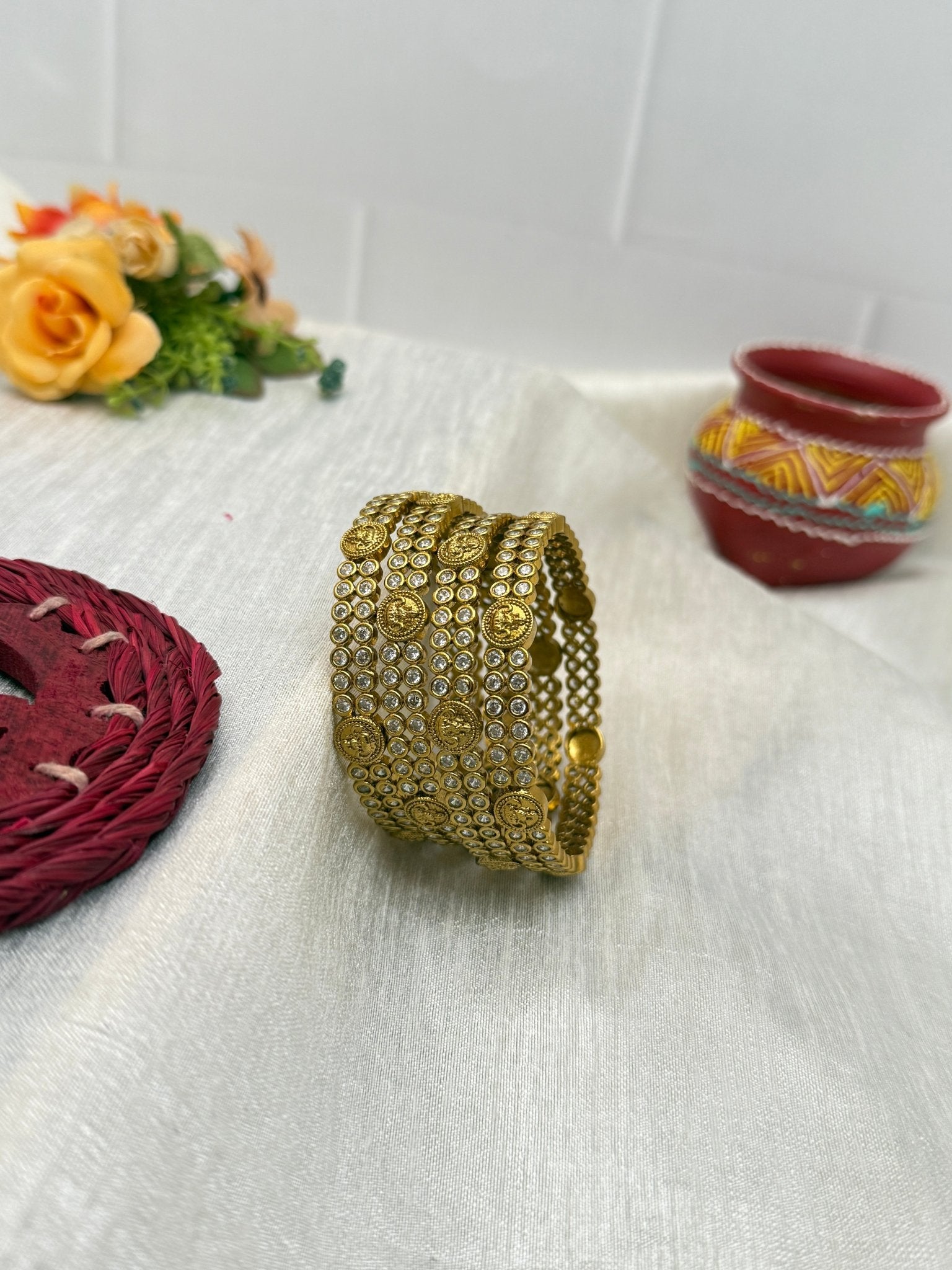 Royal Antique Bangles 6930 - Mahilas