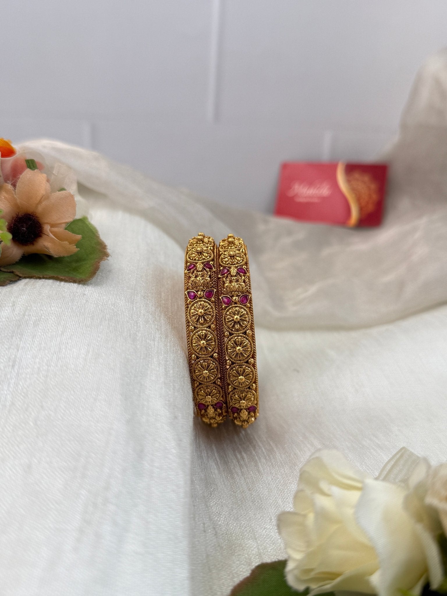 Royal Antique Bangles 7048 - Mahilas