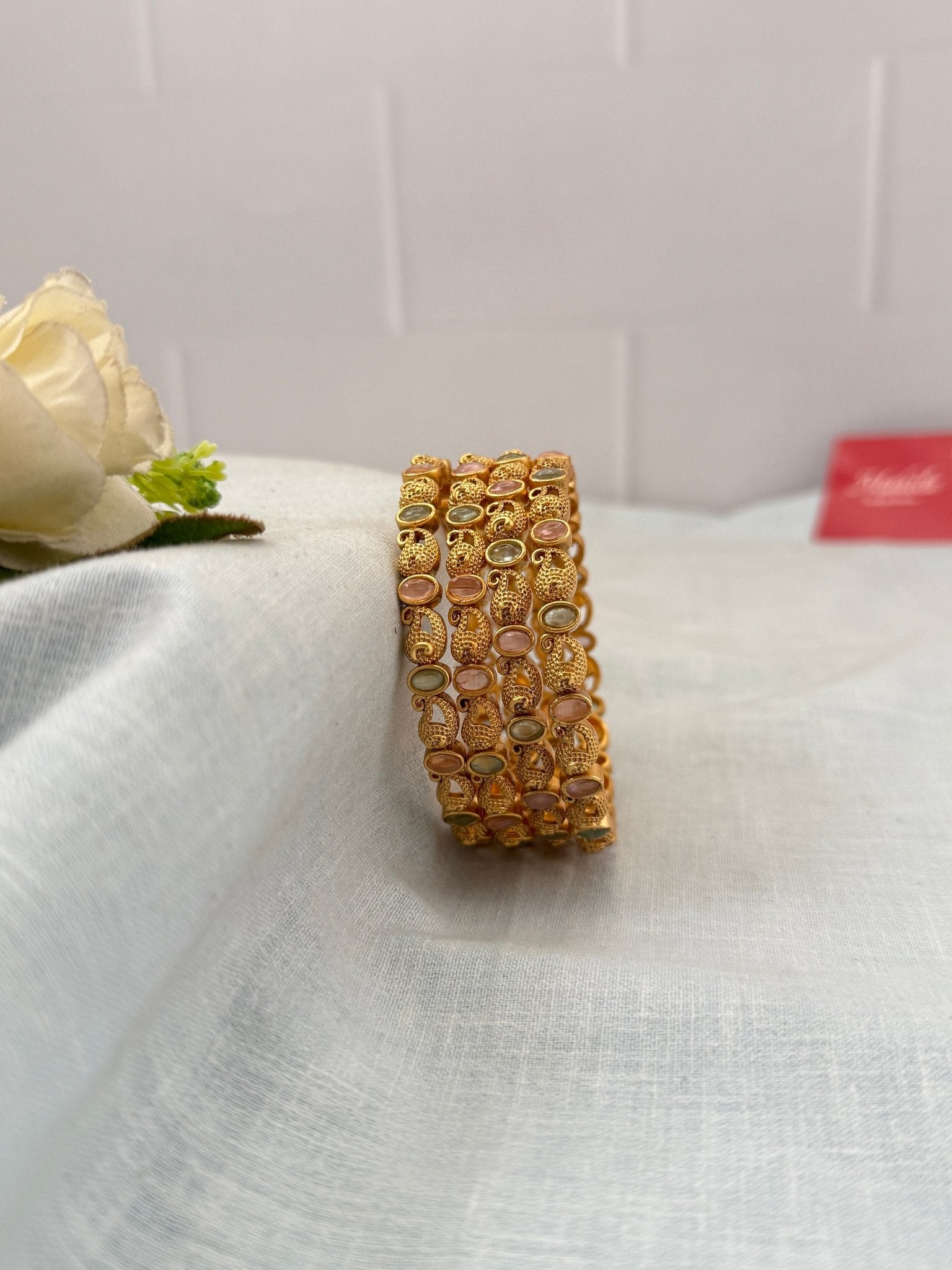 Royal Antique Bangles 7132 - Mahilas