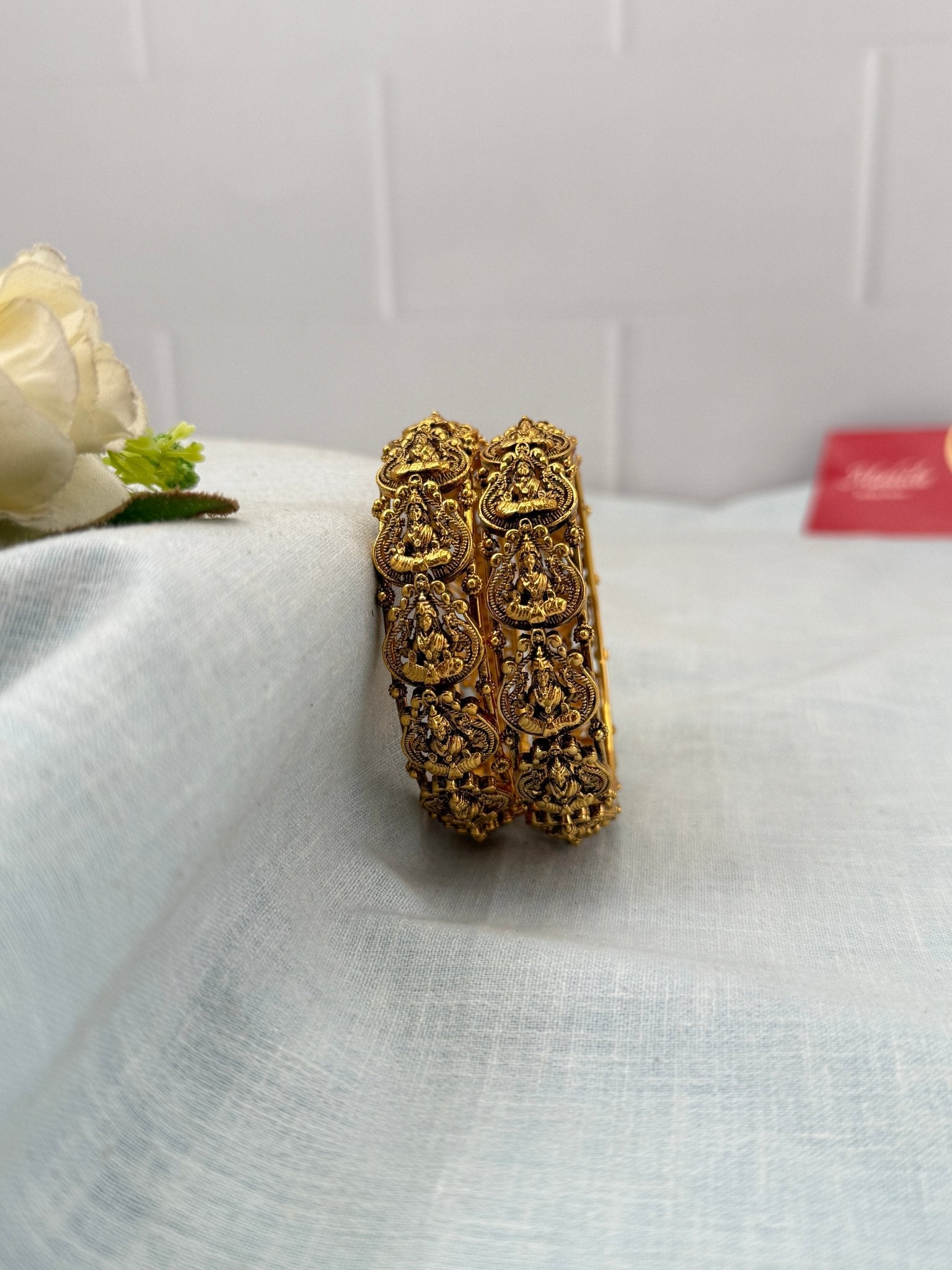 Royal Antique Bangles 7134 - Mahilas
