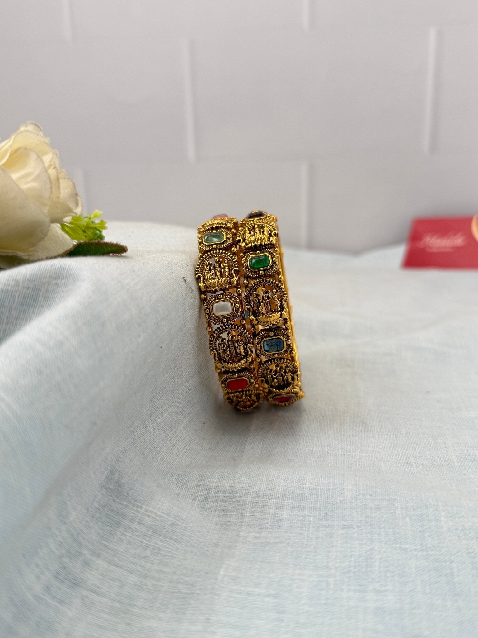 Royal Antique Bangles 7152 - Mahilas