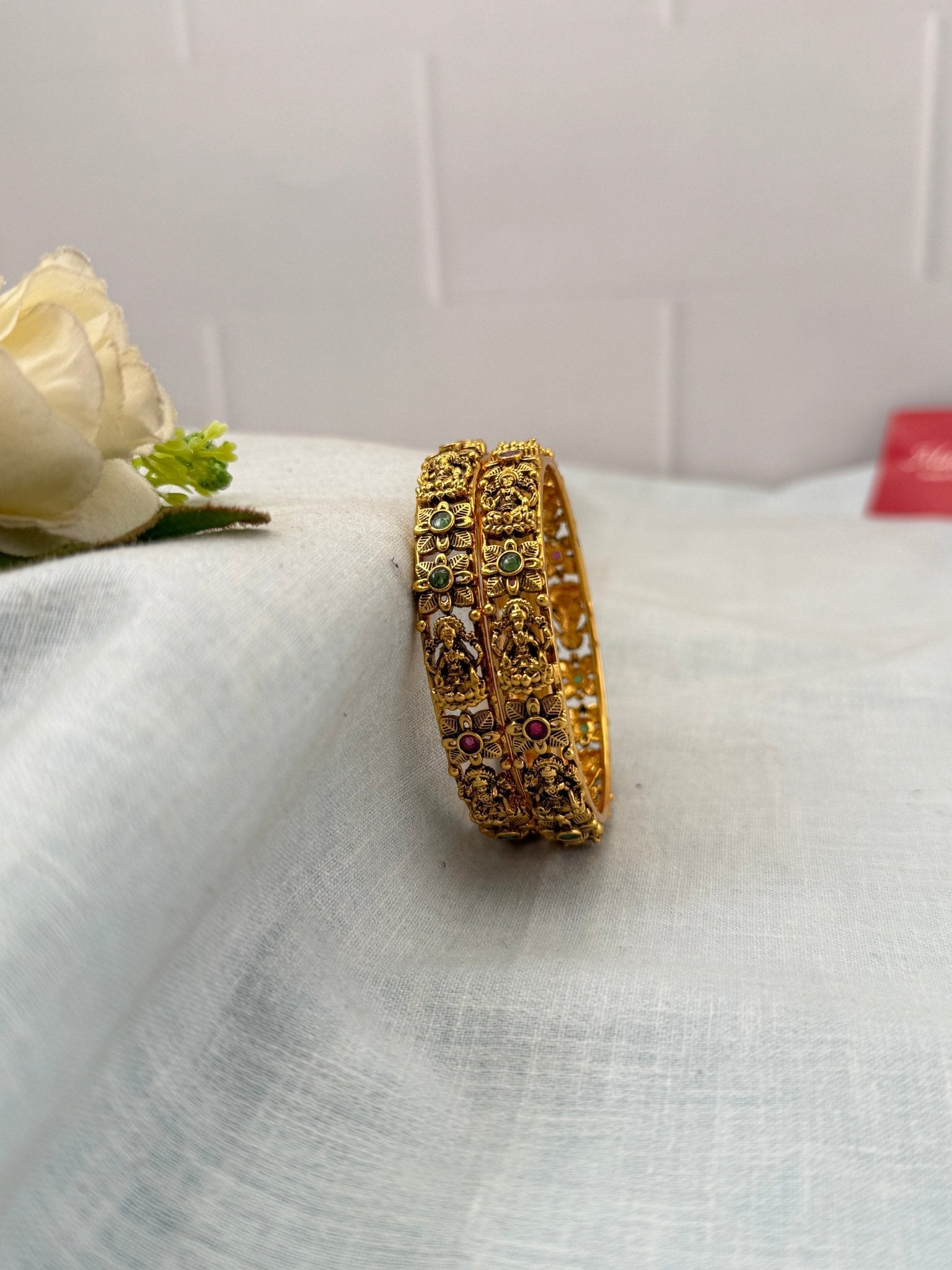 Royal Antique Bangles 7156 - Mahilas