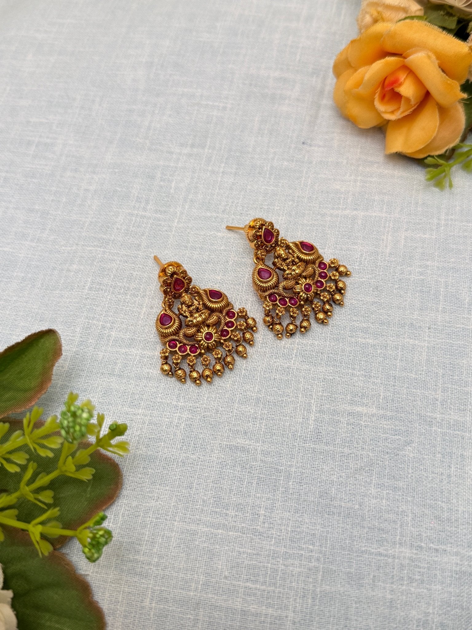 Royal Antique Chandbali Earrings 0345 - Mahilas