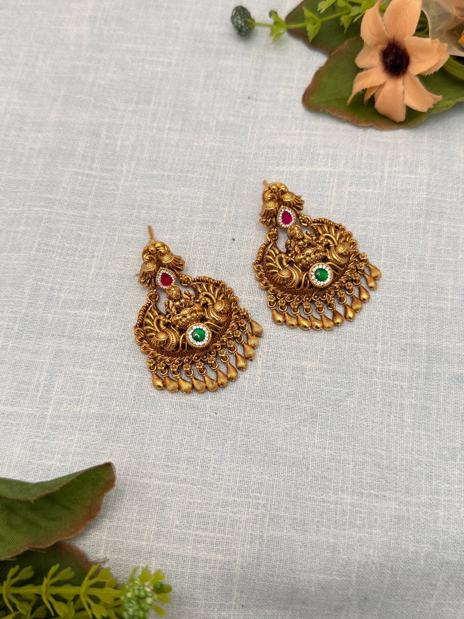 Royal Antique Chandbali Earrings 0361 - Mahilas