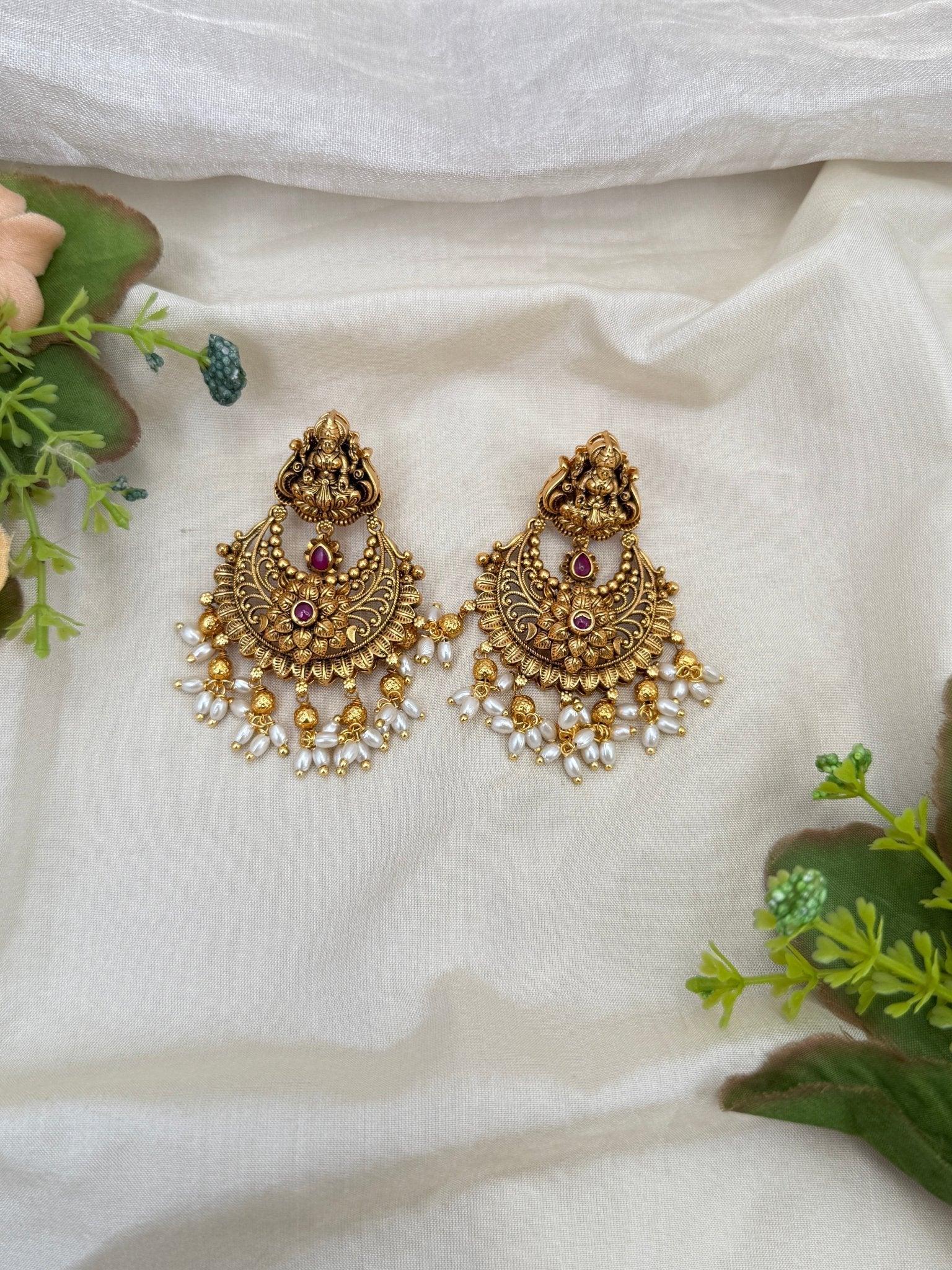 Royal Antique Chandbali Earrings 0677 - Mahilas